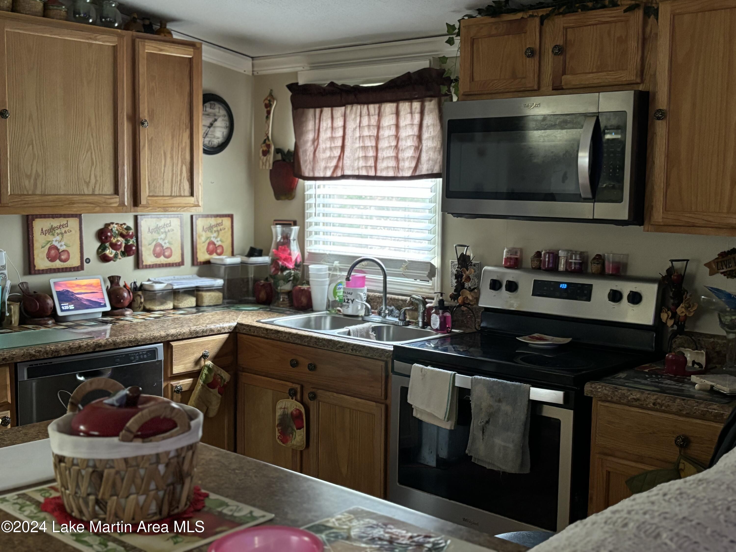 1660 Elkins Rd