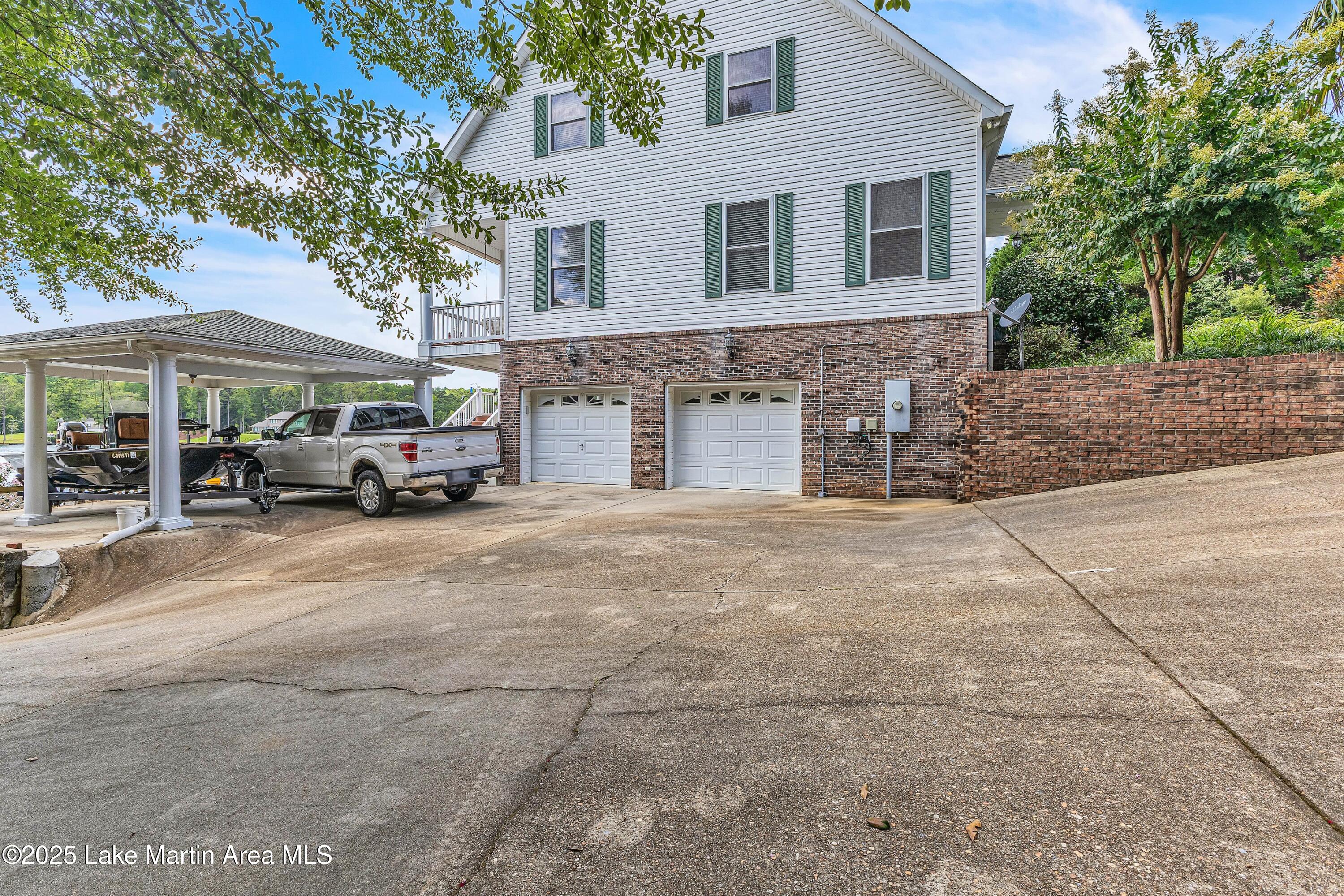 1539 Shady Bay Dr