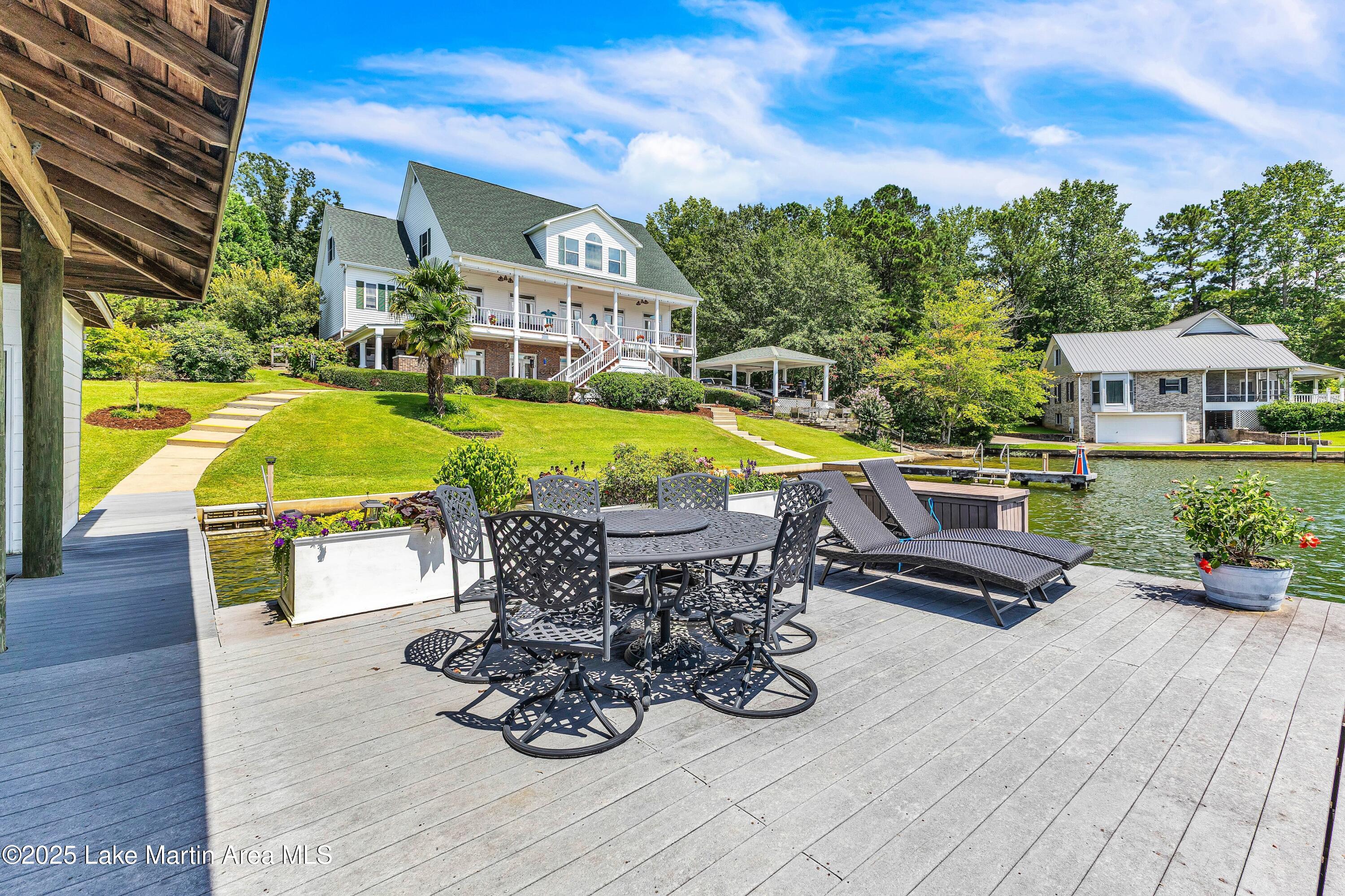 1539 Shady Bay Dr