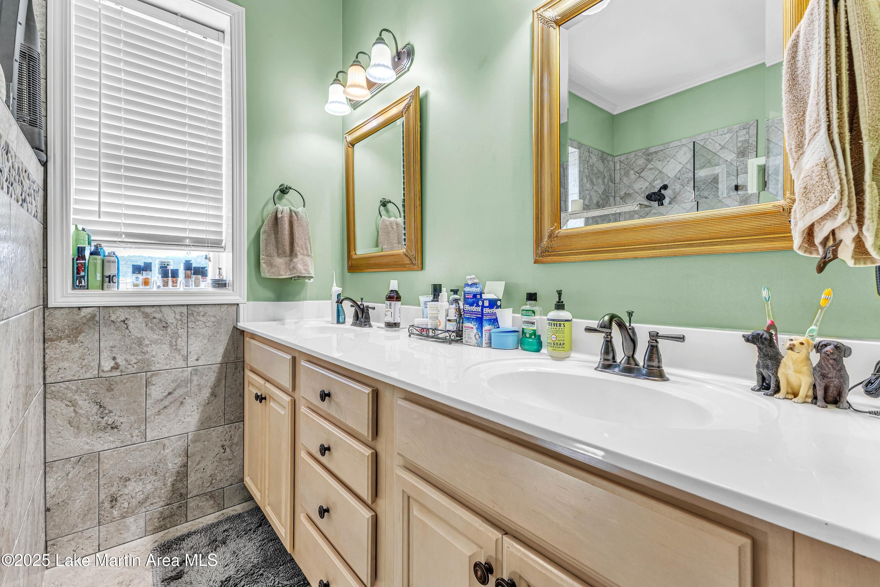 1539 Shady Bay Dr