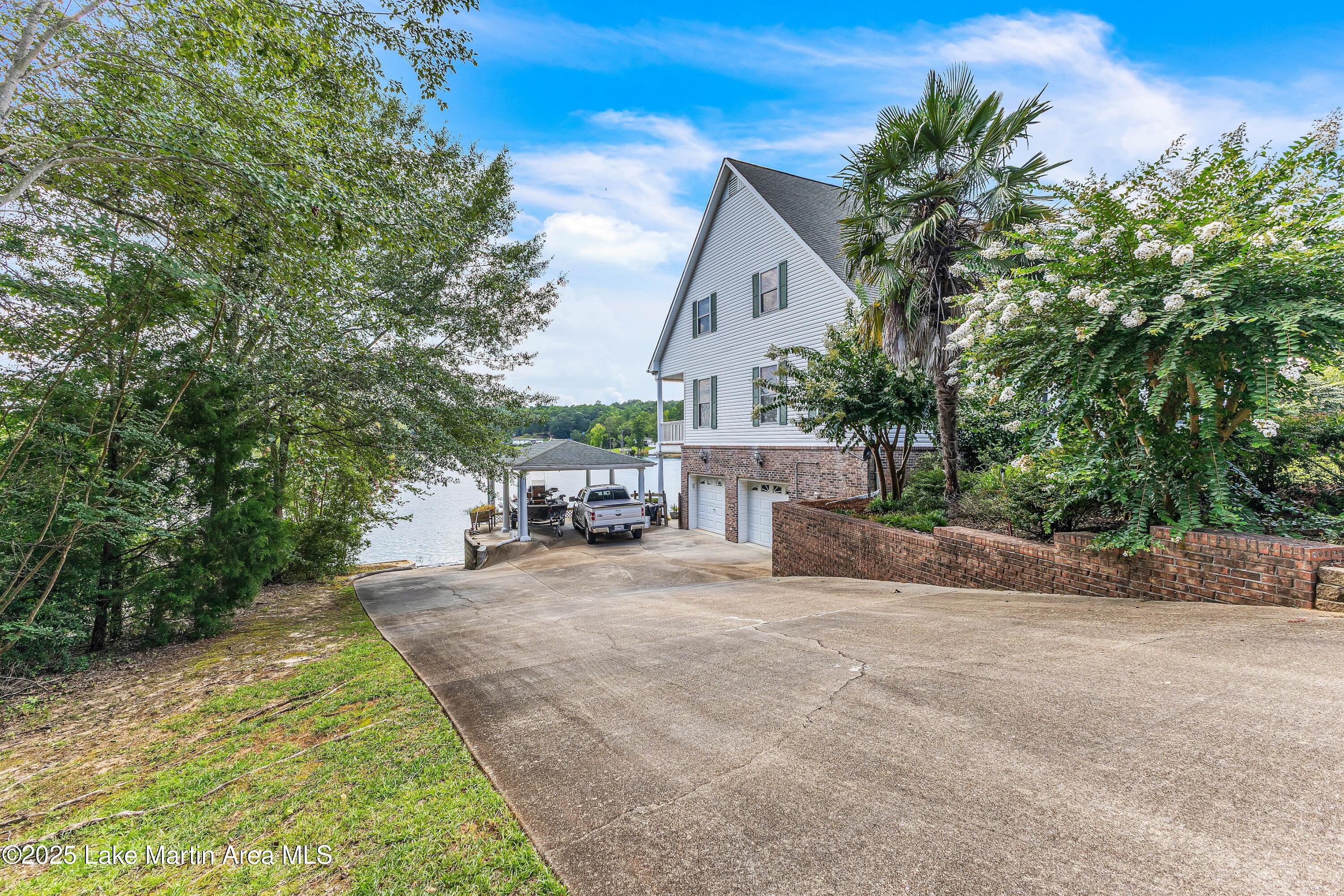 1539 Shady Bay Dr