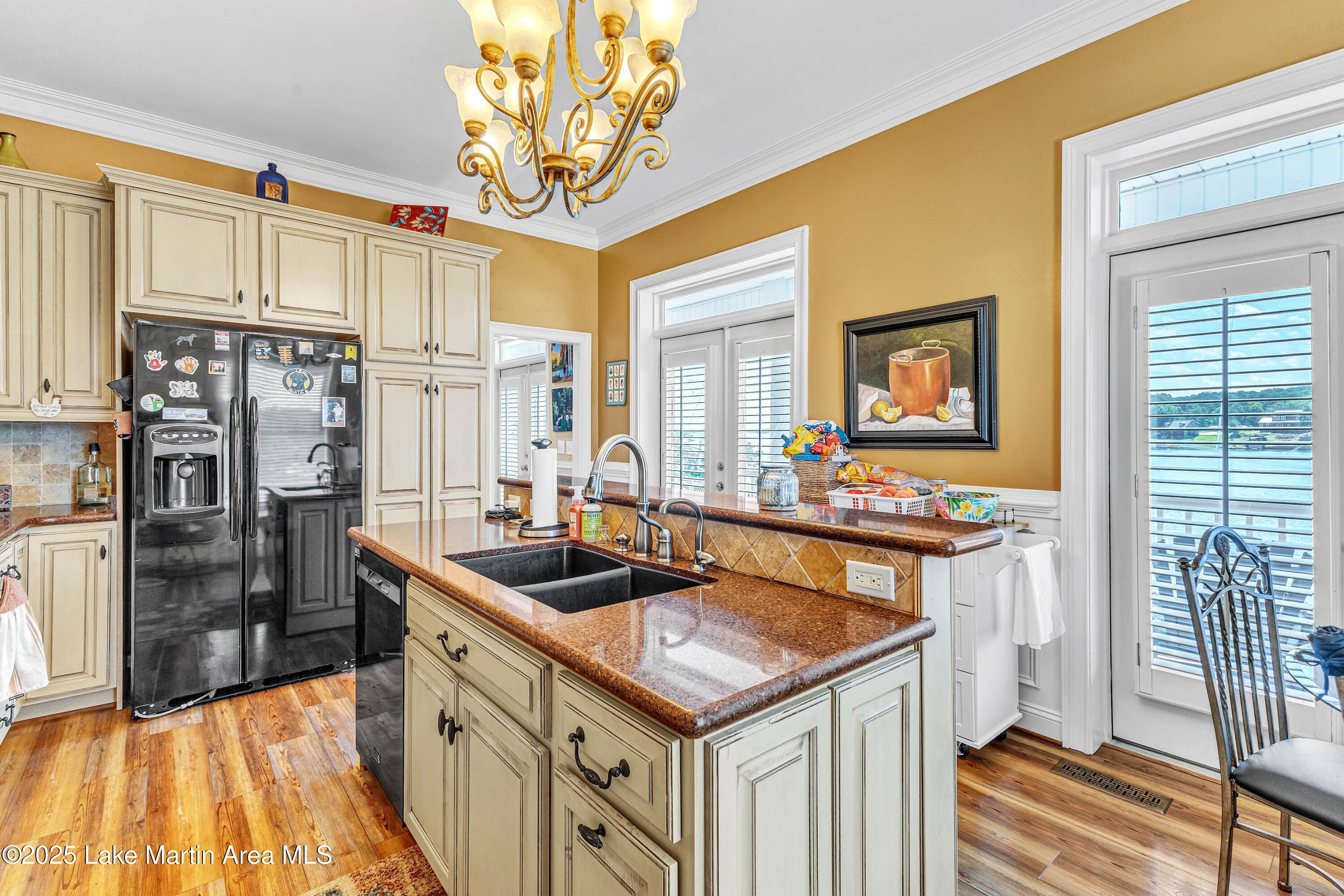 1539 Shady Bay Dr