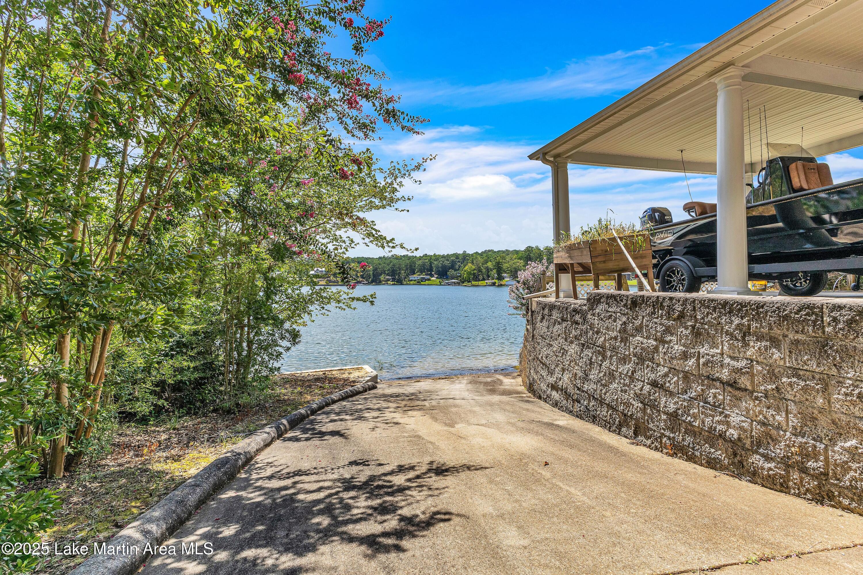 1539 Shady Bay Dr
