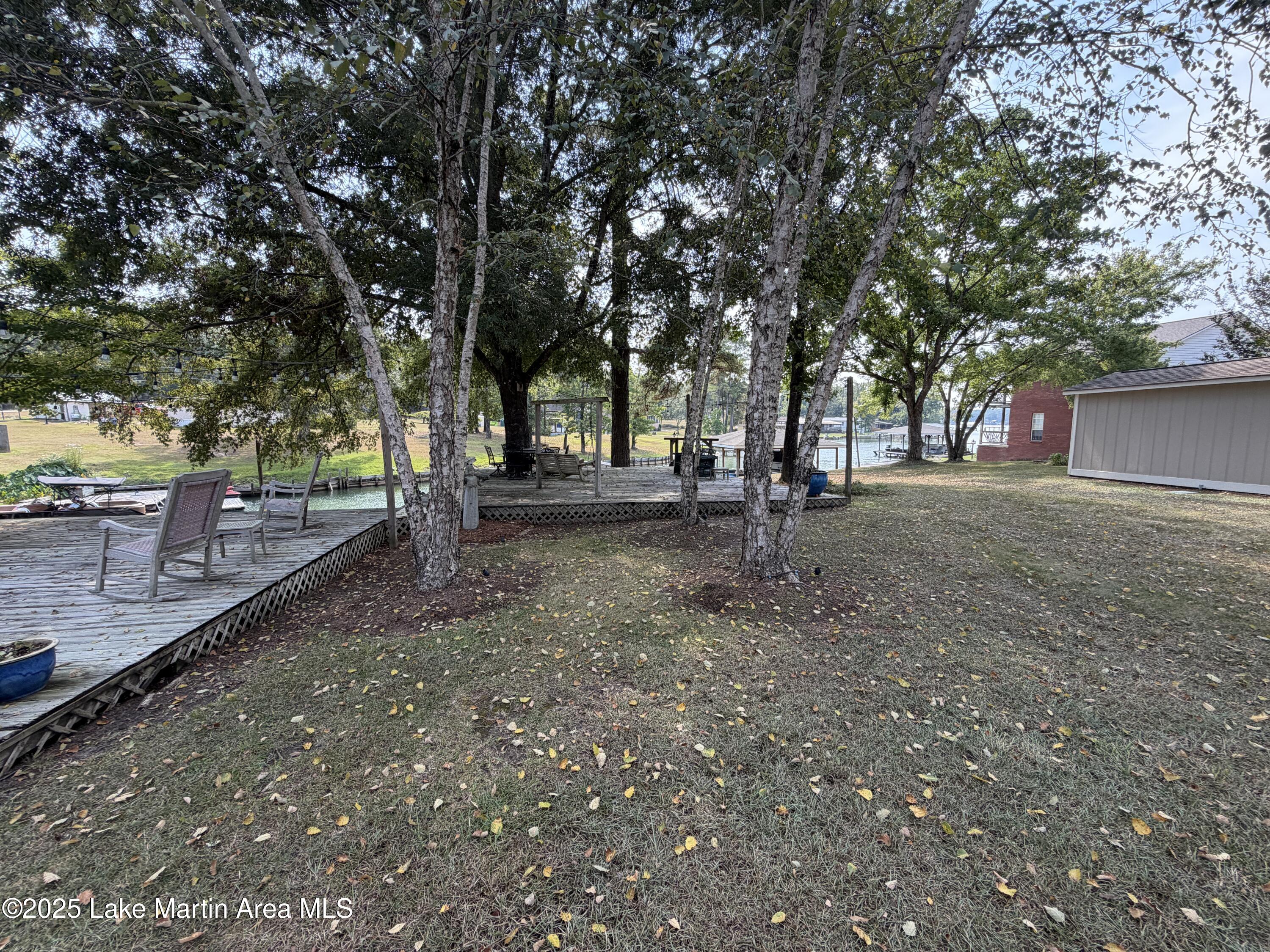 1967 Centerport Rd