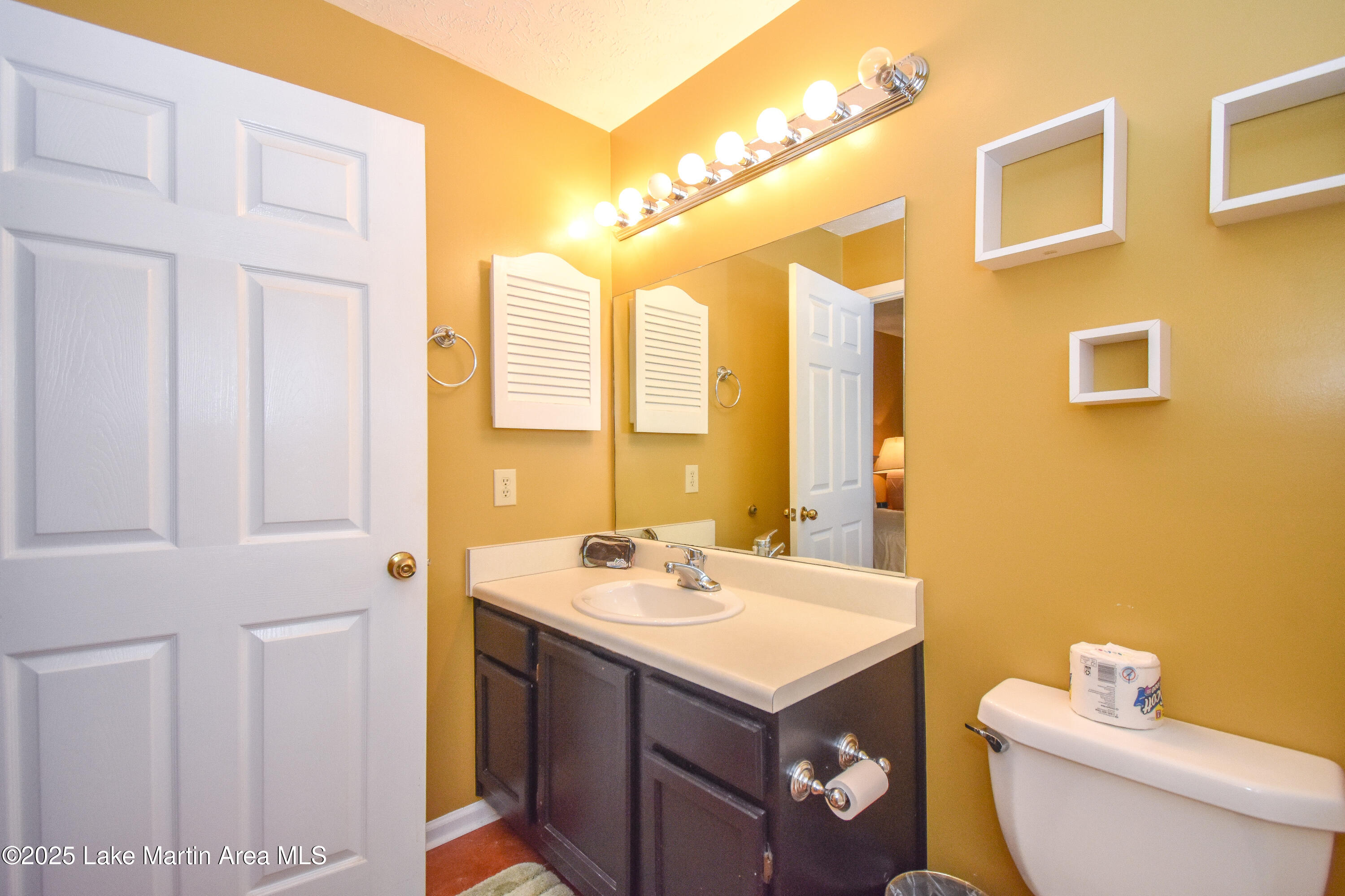 741 Lakeview Ridge Unit 103