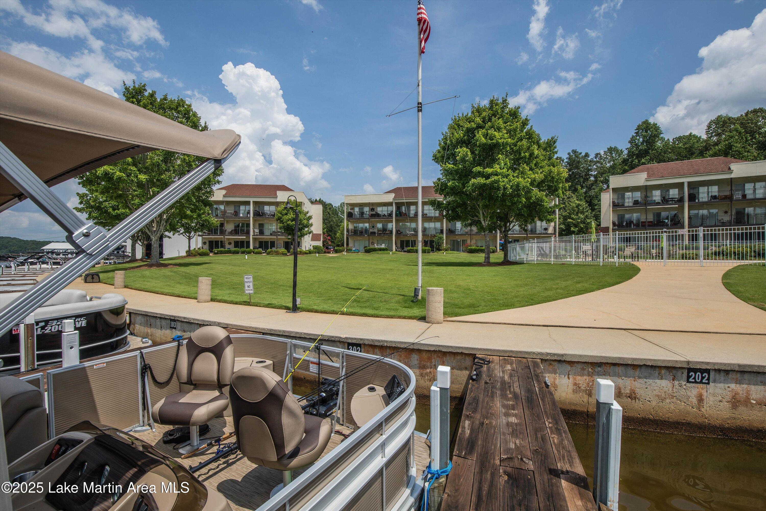 100 Bay Point Dr Unit 103