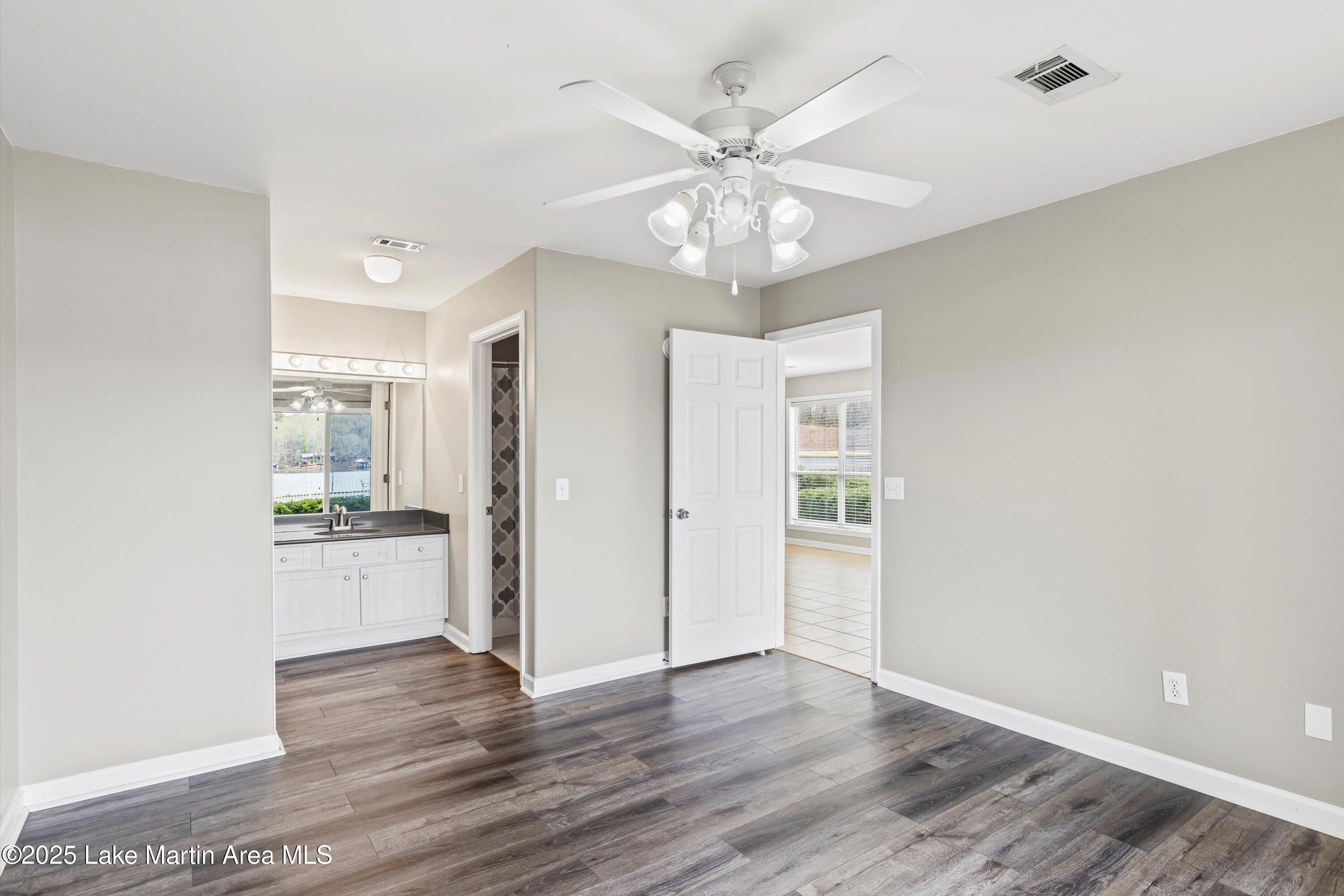 100 Bay Point Dr Unit 103