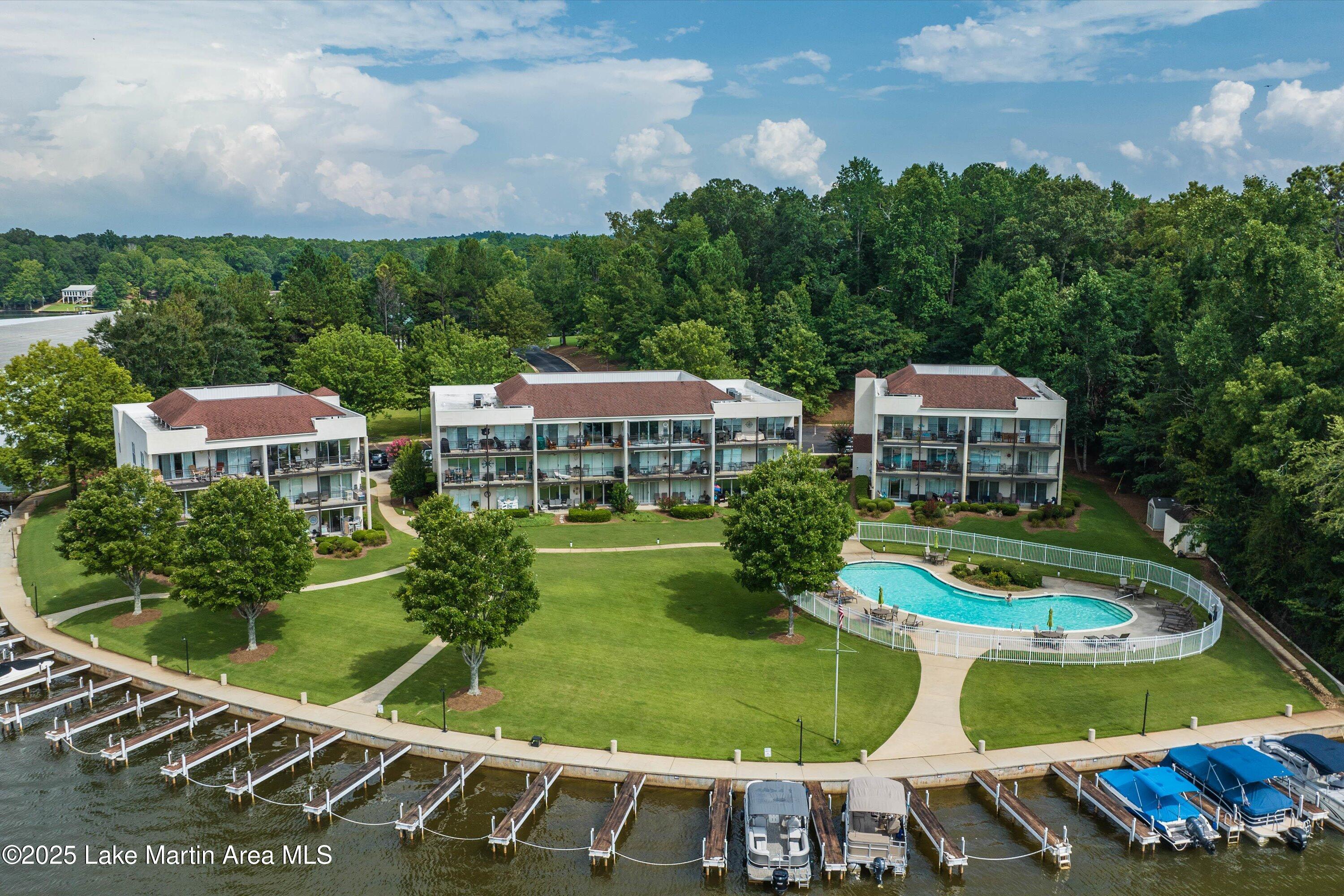 100 Bay Point Dr Unit 103