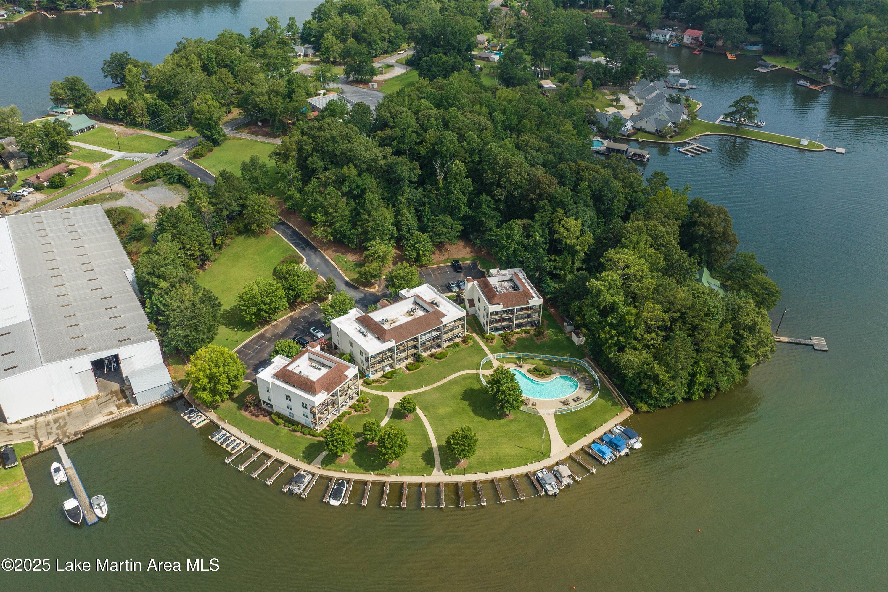 100 Bay Point Dr Unit 103