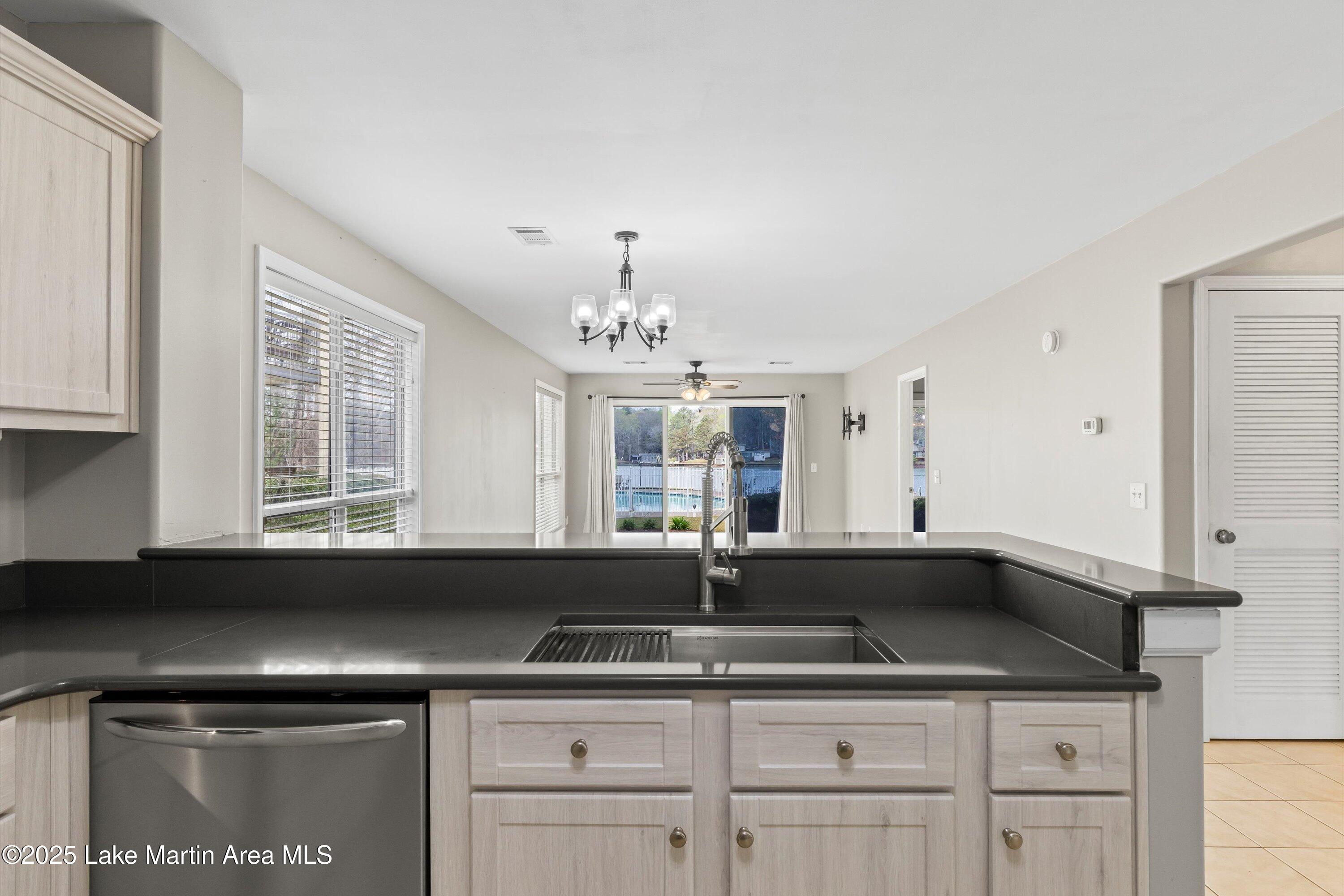 100 Bay Point Dr Unit 103