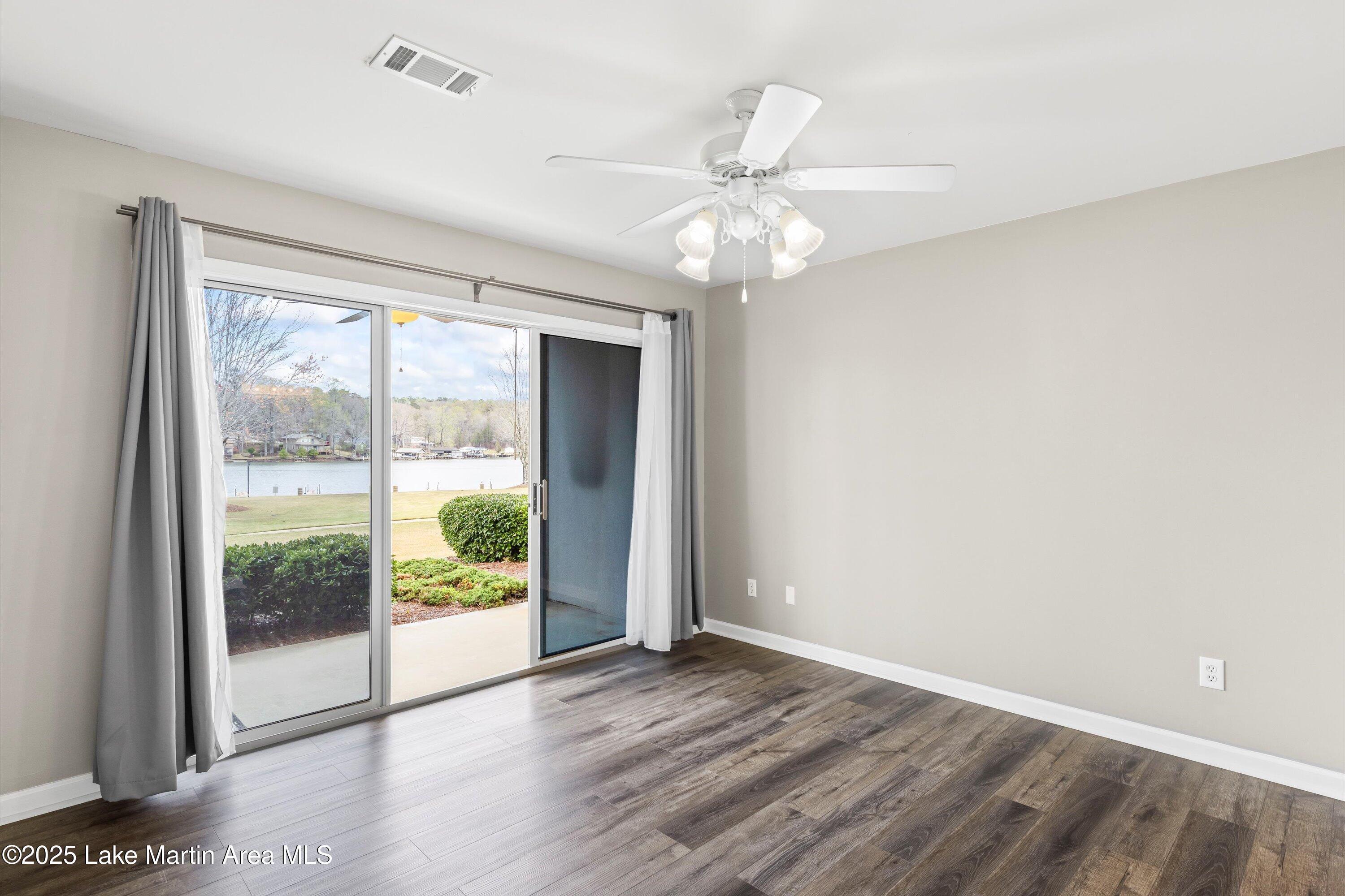100 Bay Point Dr Unit 103