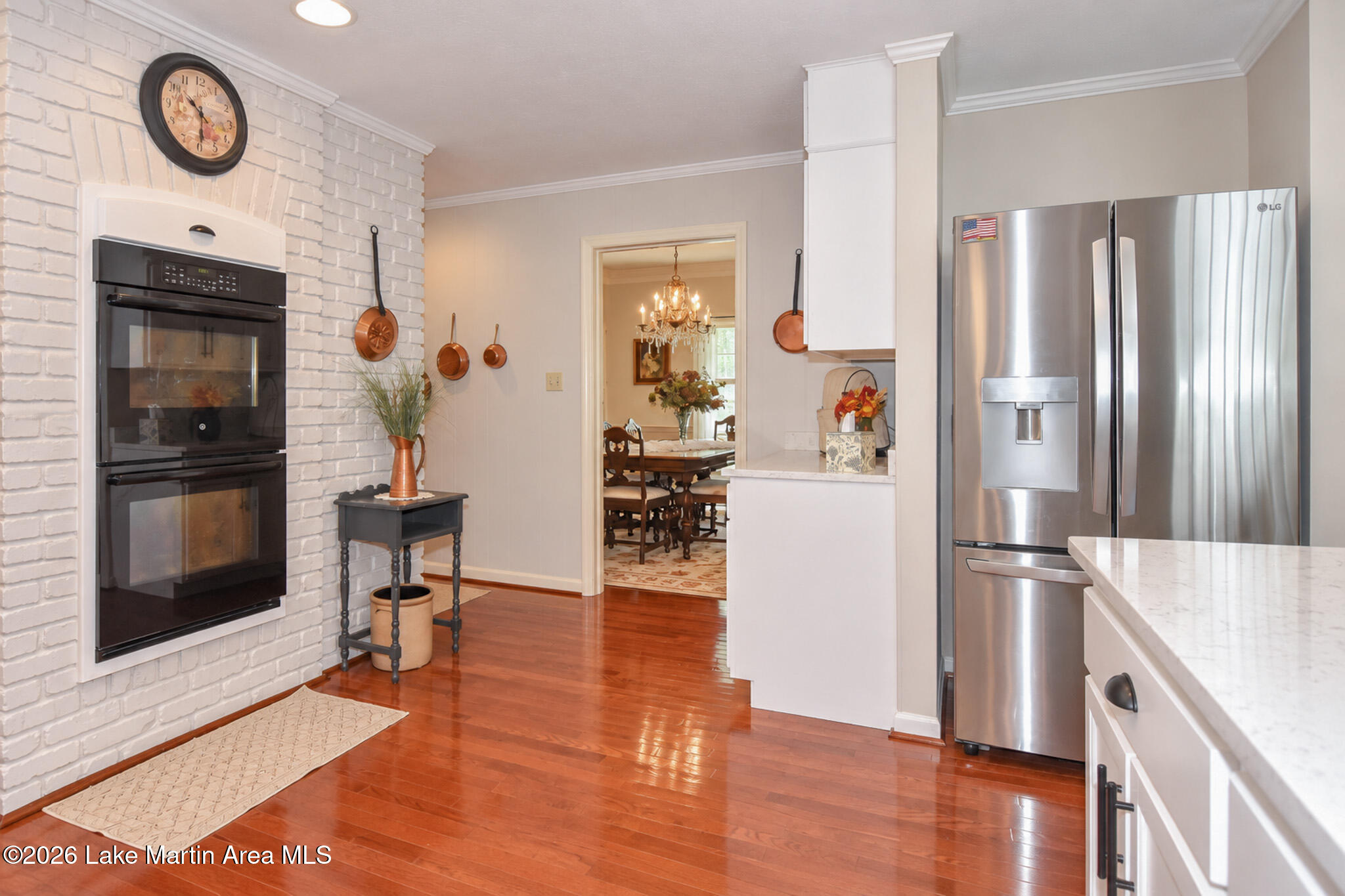 460 Auburn Dr