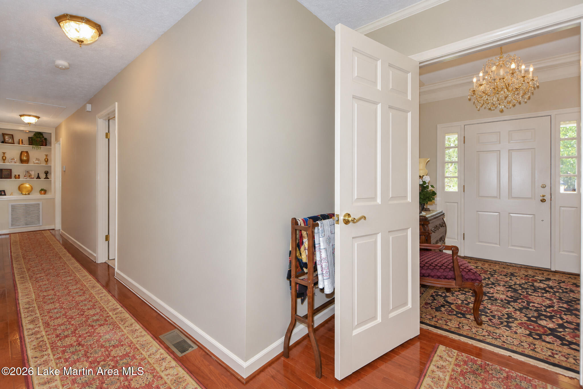 460 Auburn Dr