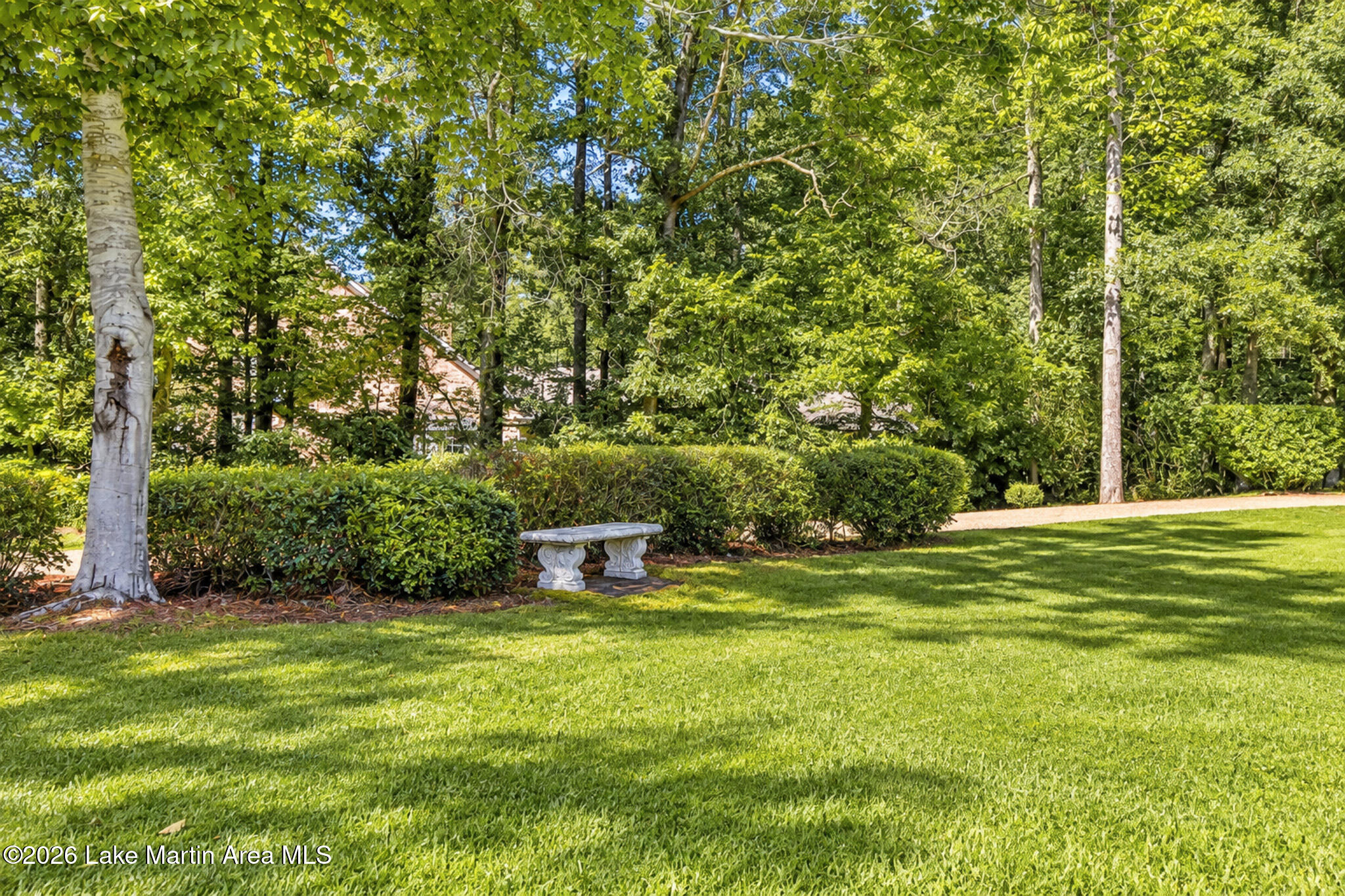460 Auburn Dr