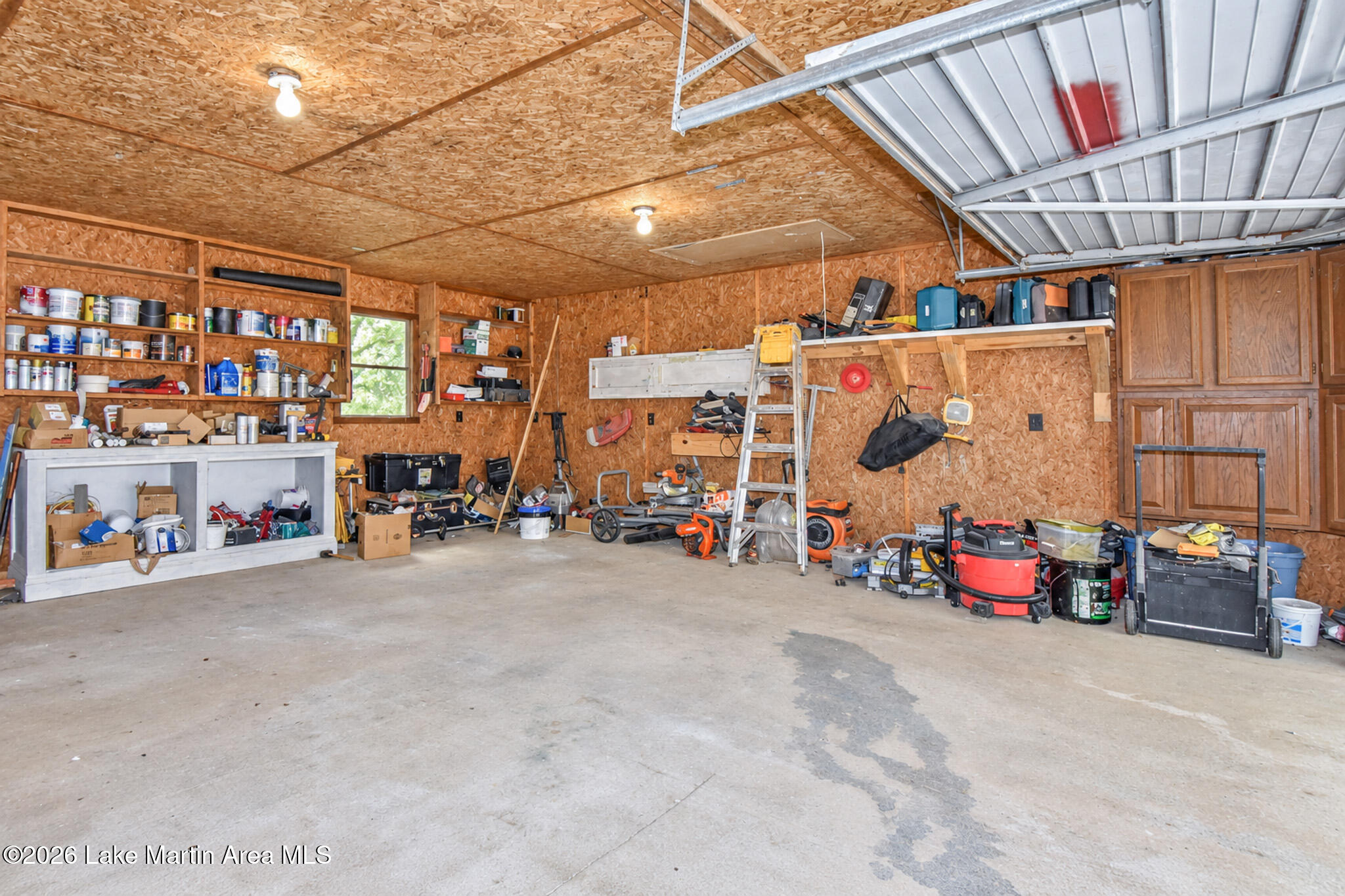 206 Brookside Dr