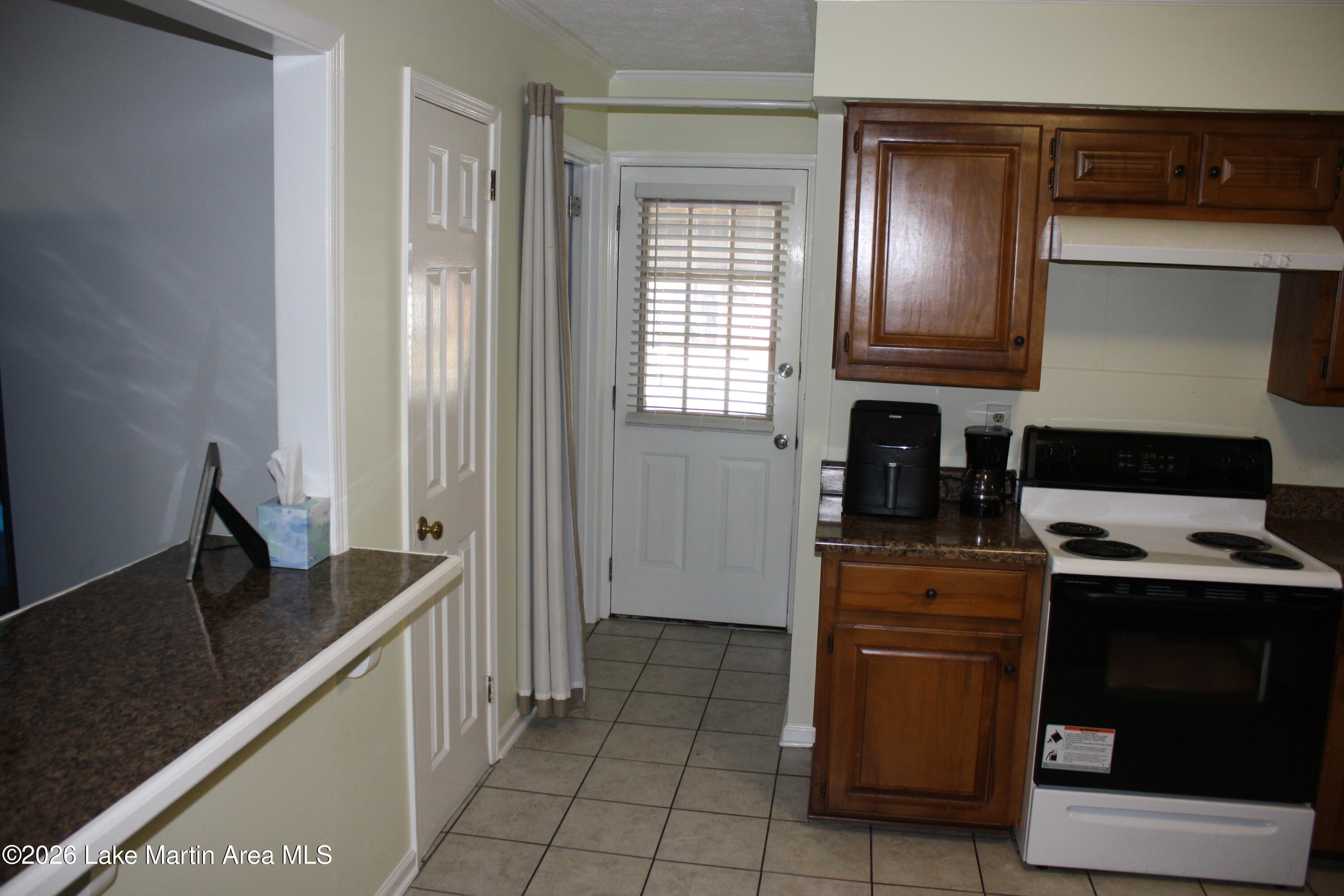 6004 Nora Pl
