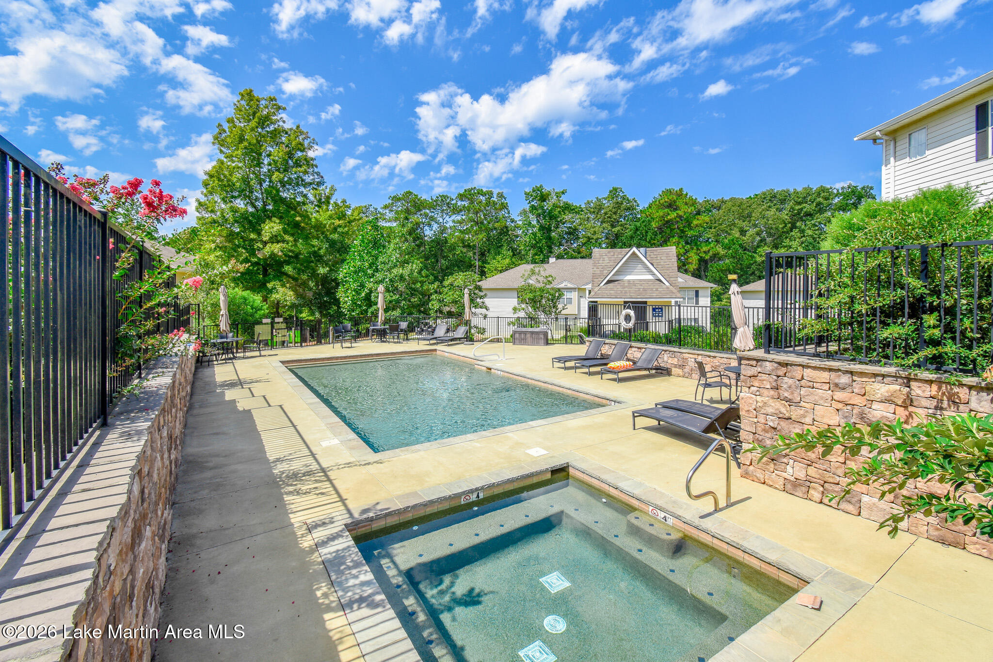 741 Lakeview Ridge Unit 104 Cir