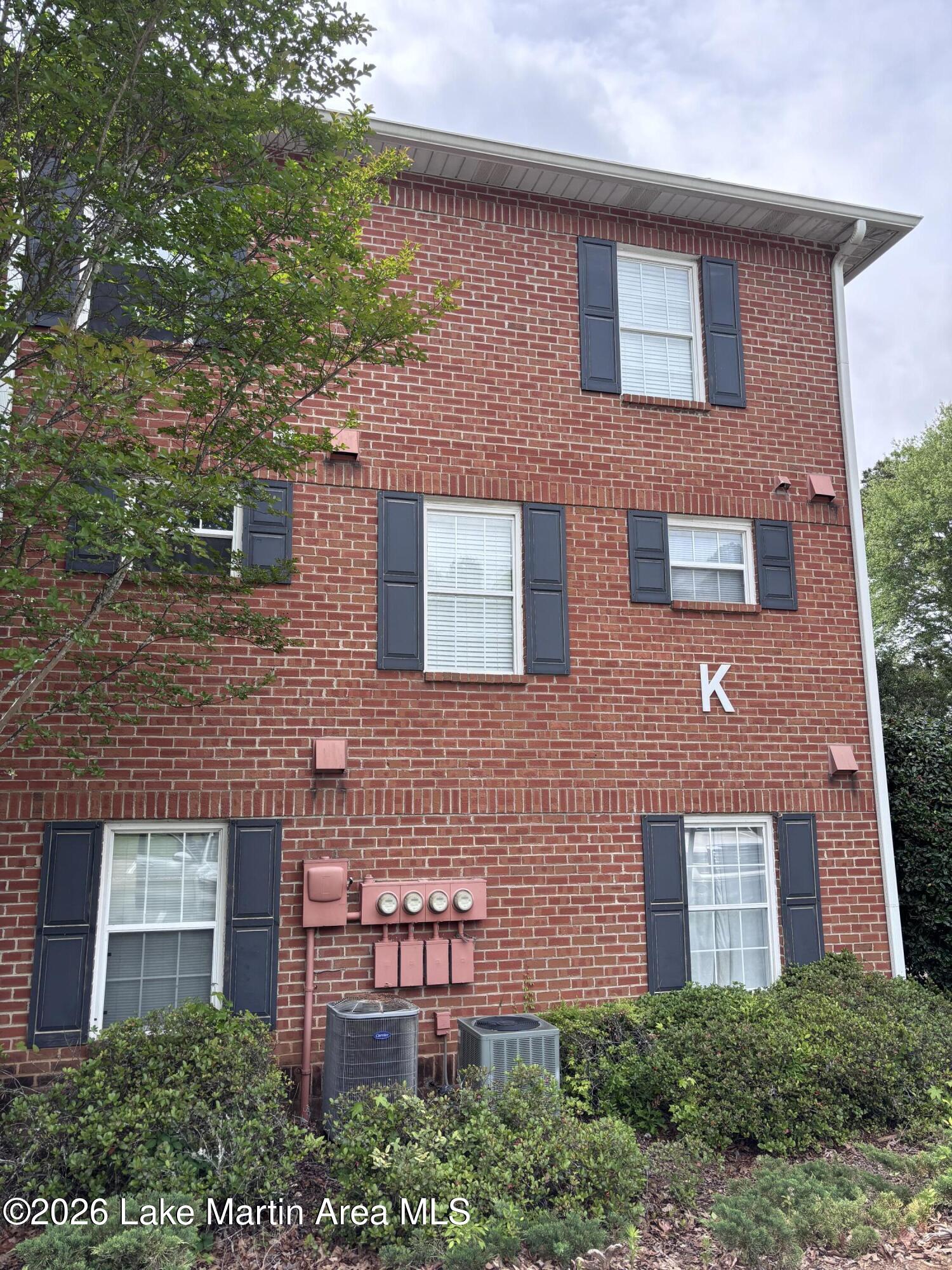 144 University Dr