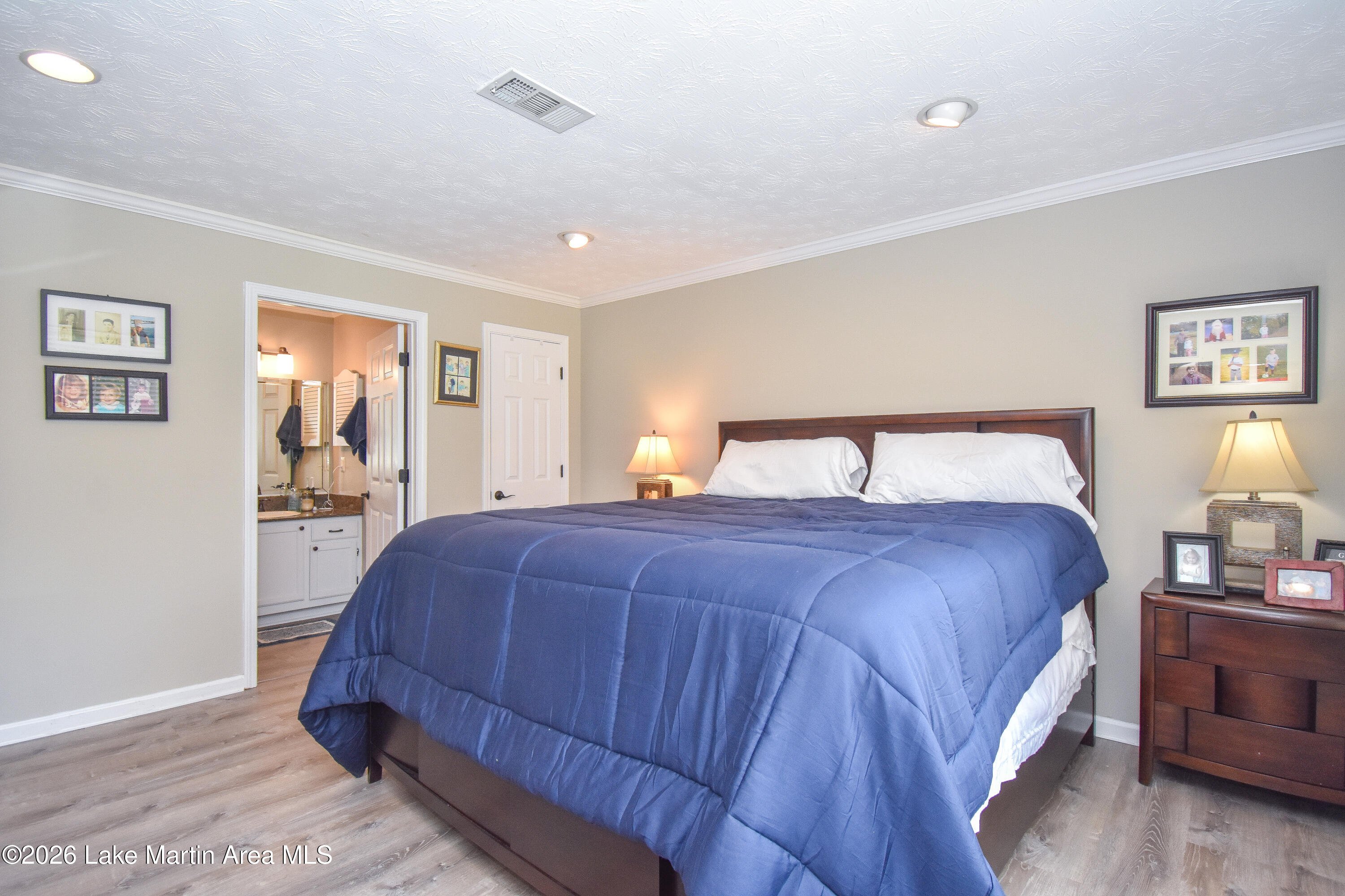 741-802 Lakeview Ridge Cir