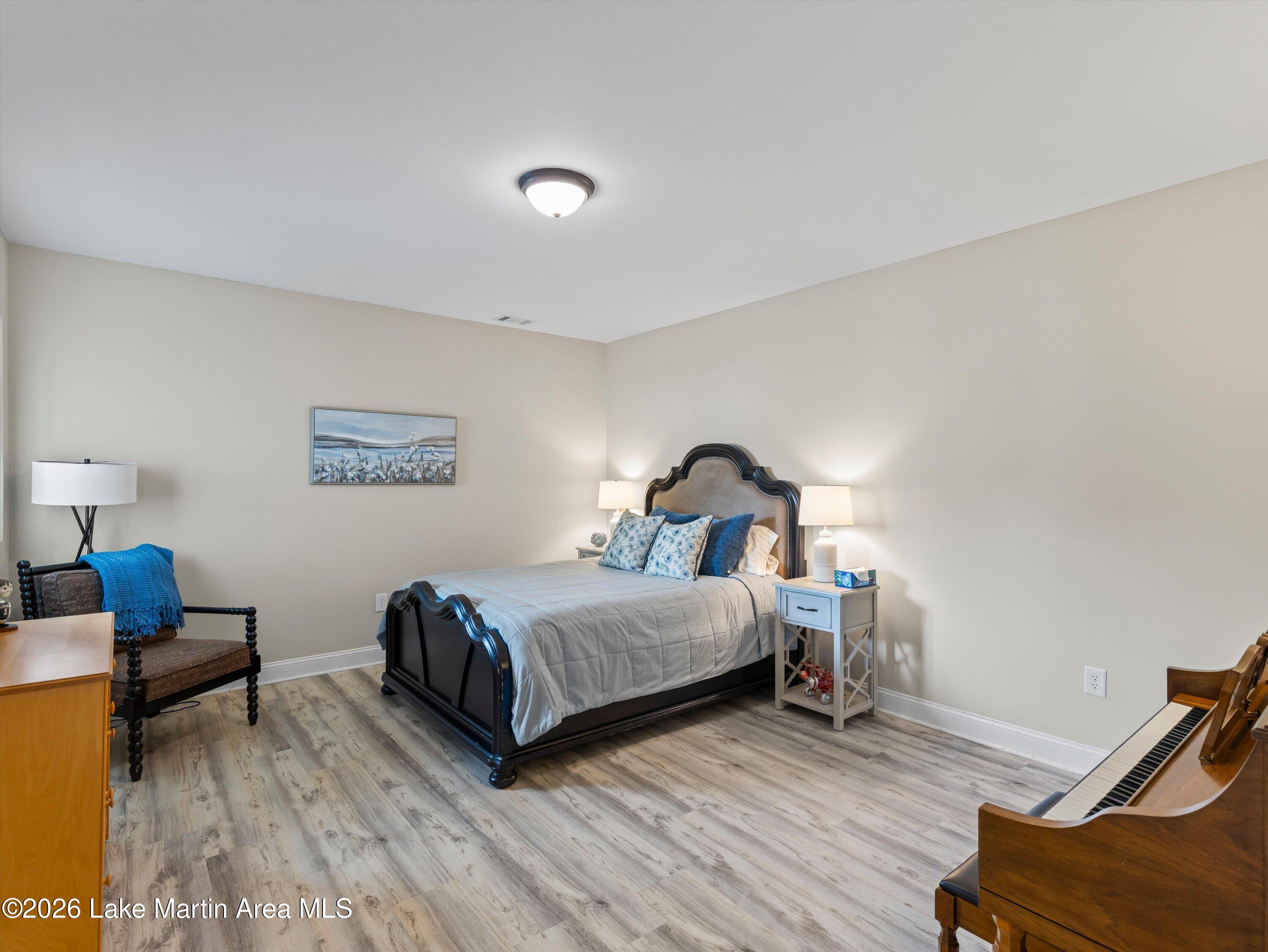 320 Hilyer Rd