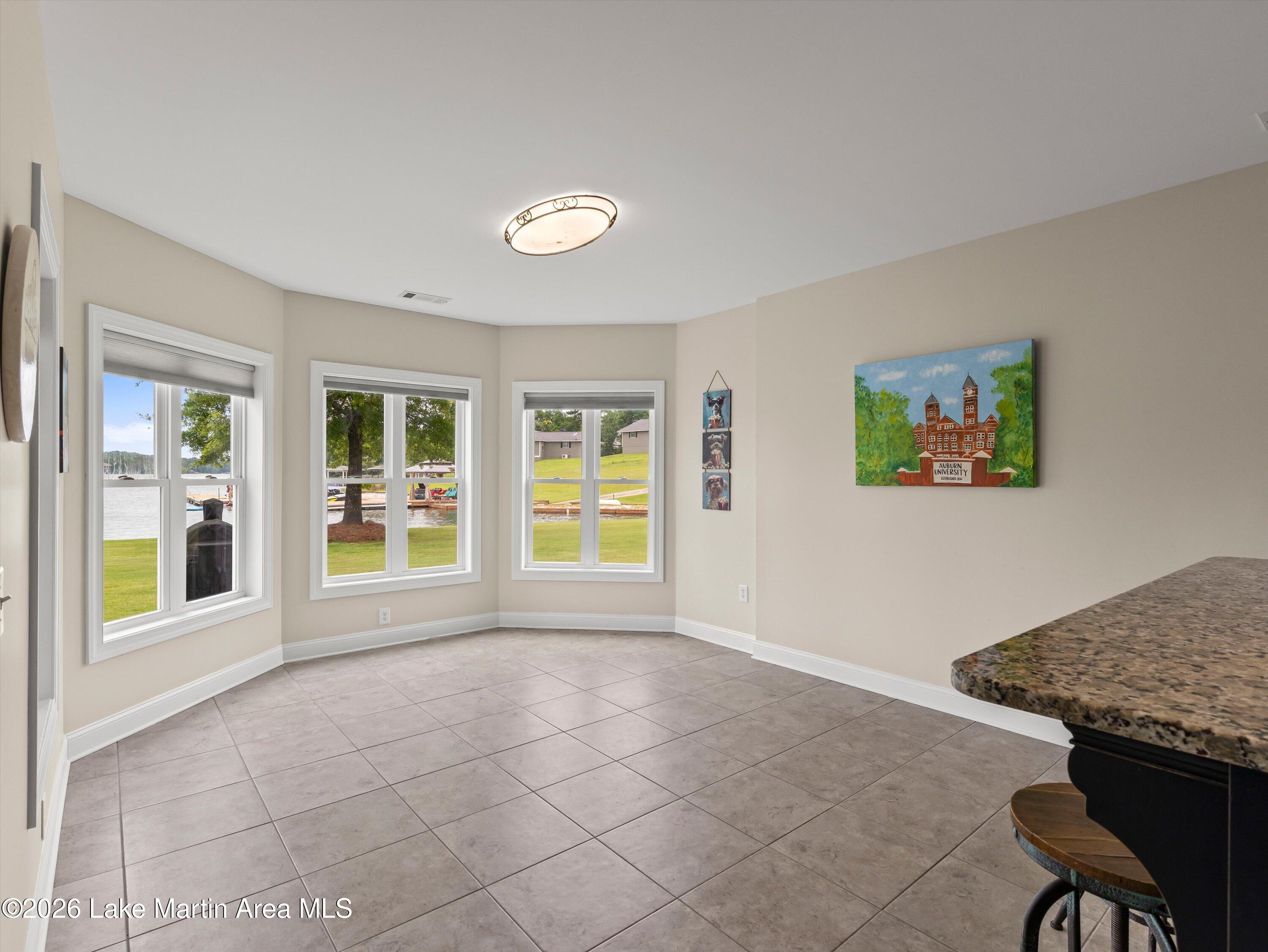 320 Hilyer Rd