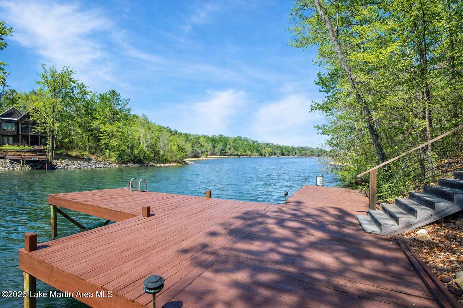 117 Falling Water Cir