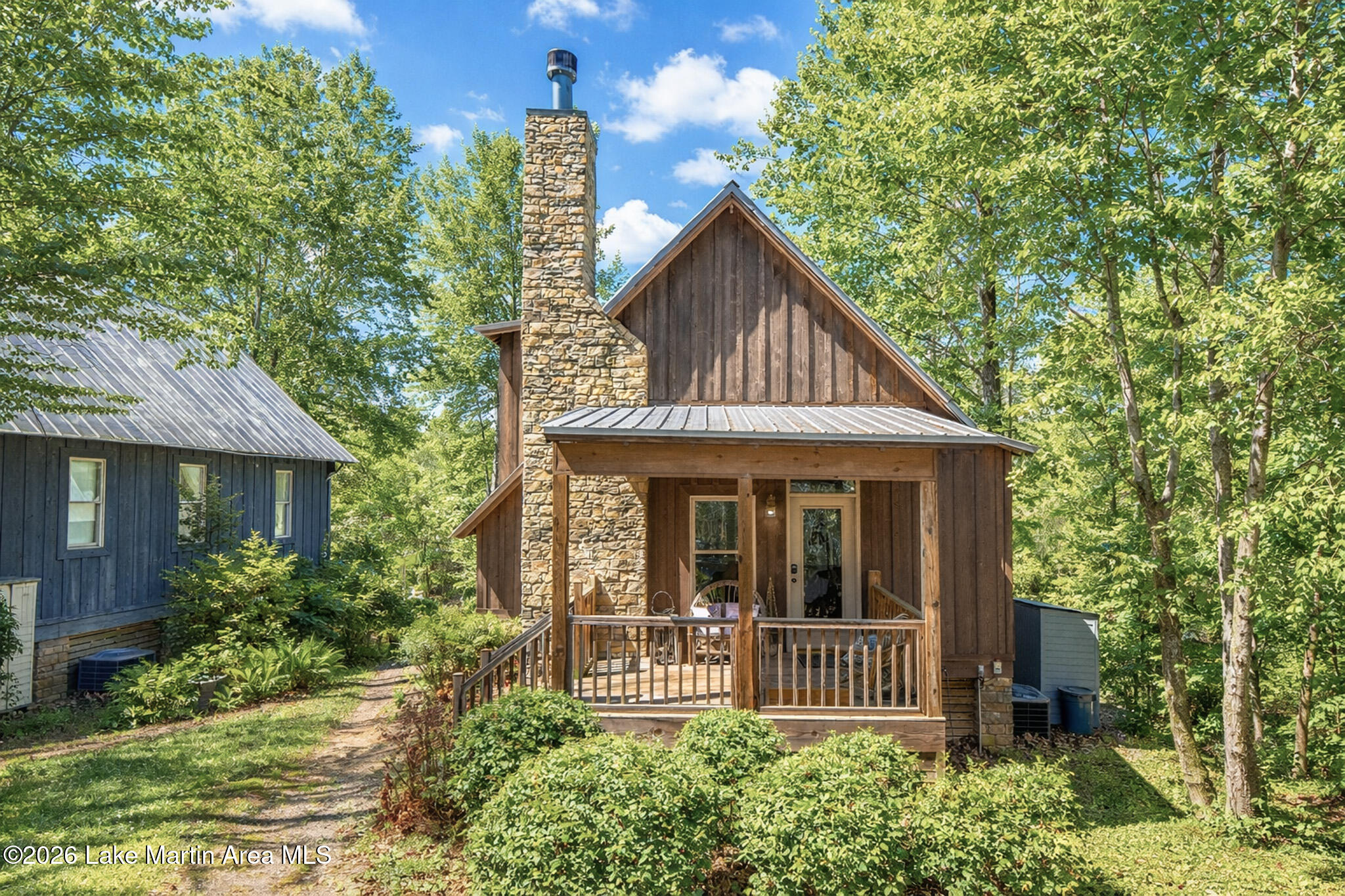 117 Falling Water Cir