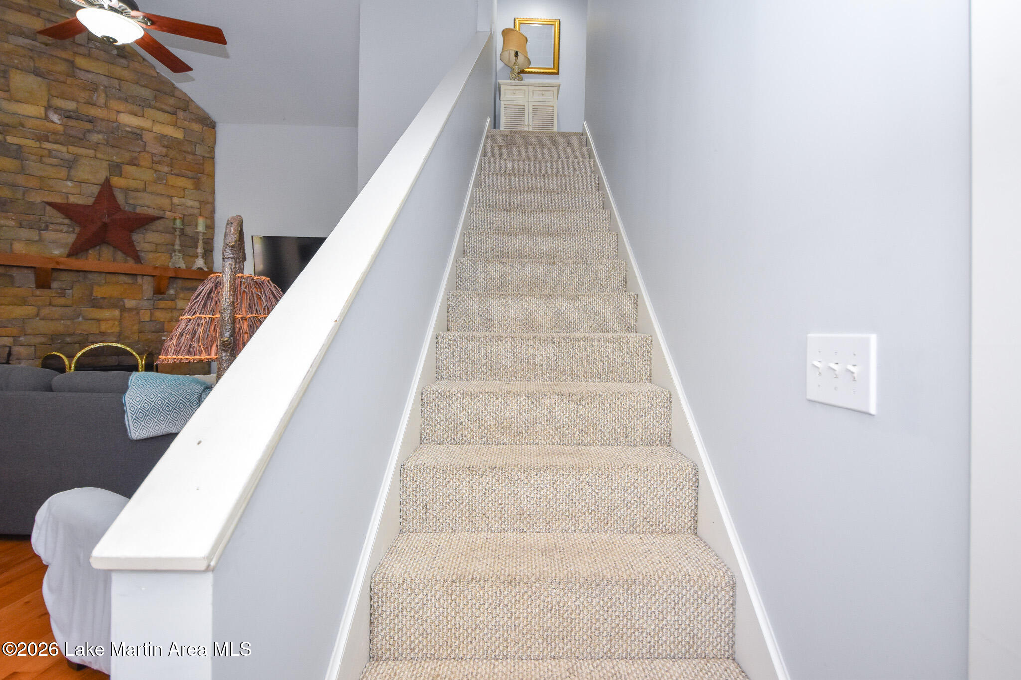 117 Falling Water Cir