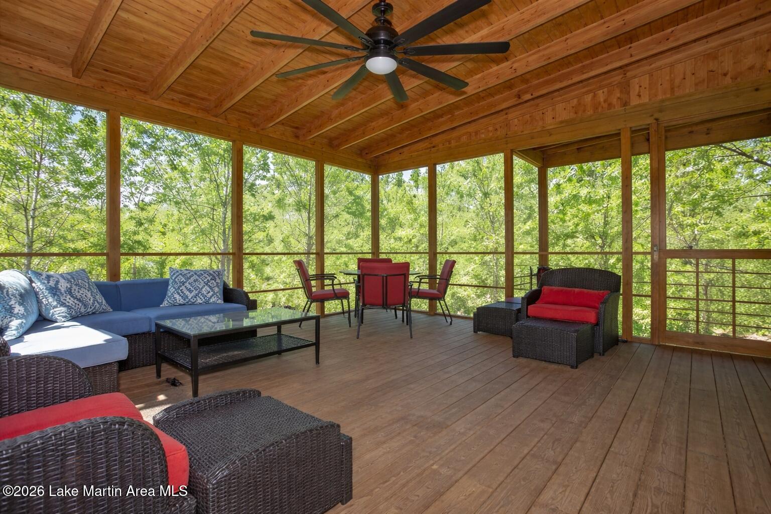 117 Falling Water Cir
