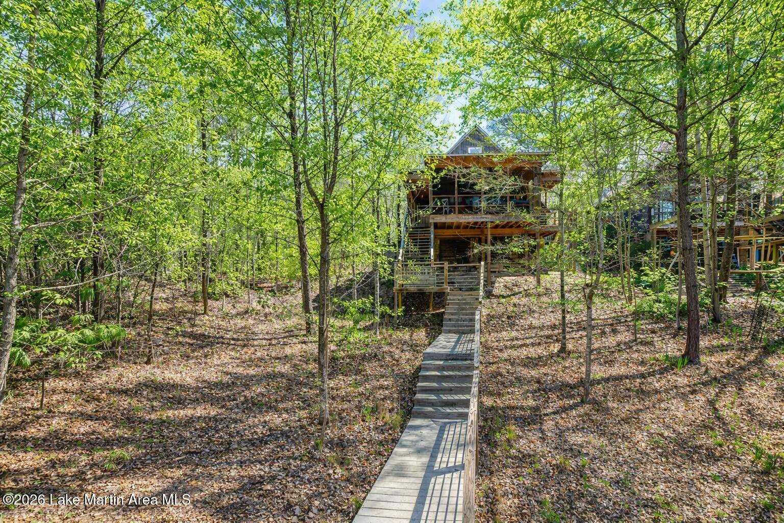 117 Falling Water Cir