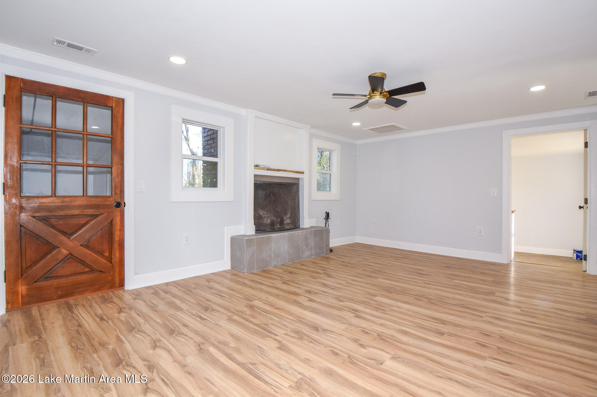 94 Brummitt St