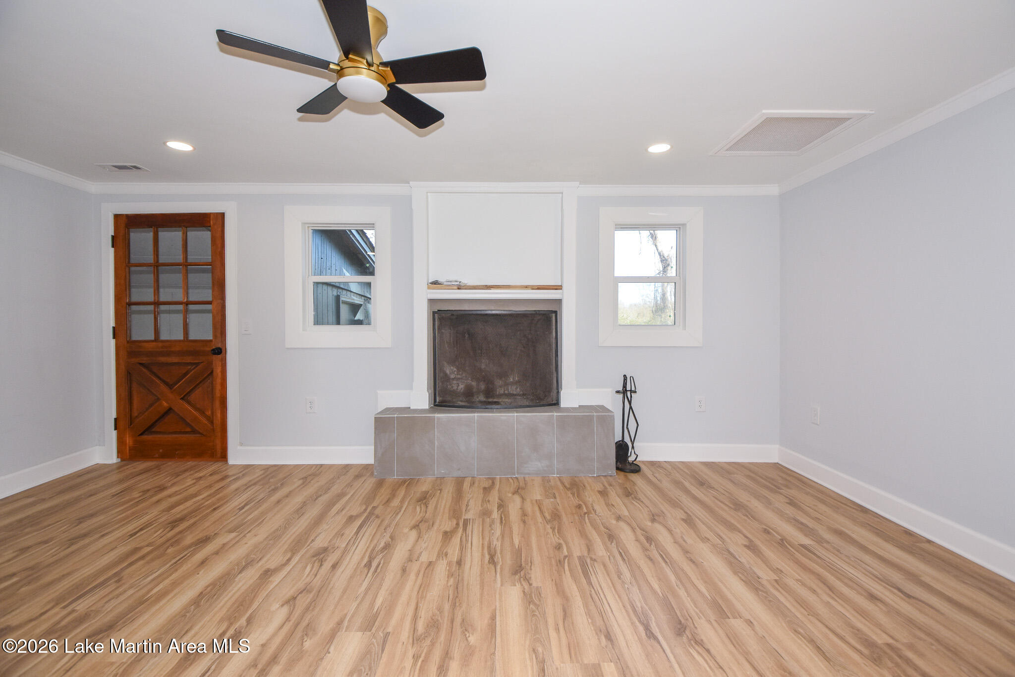 94 Brummitt St