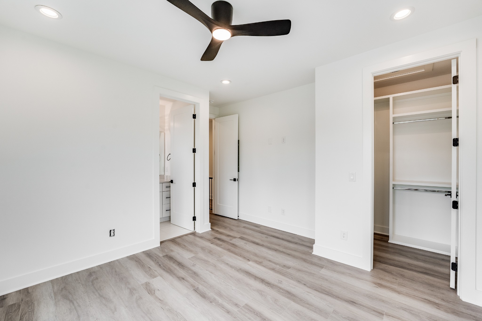 805 Cherokee Ave Unit: 1