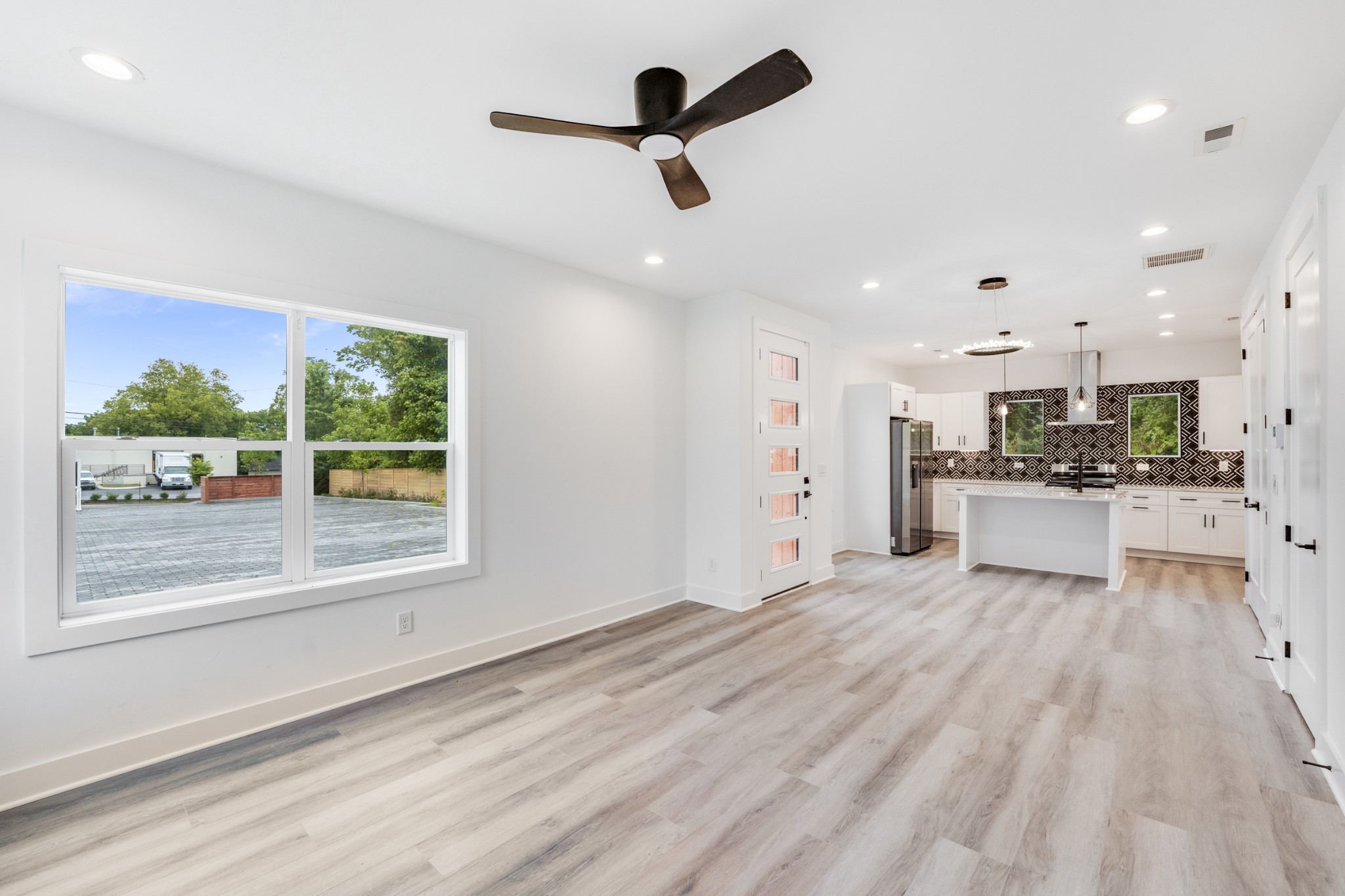 805 Cherokee Ave Unit: 2