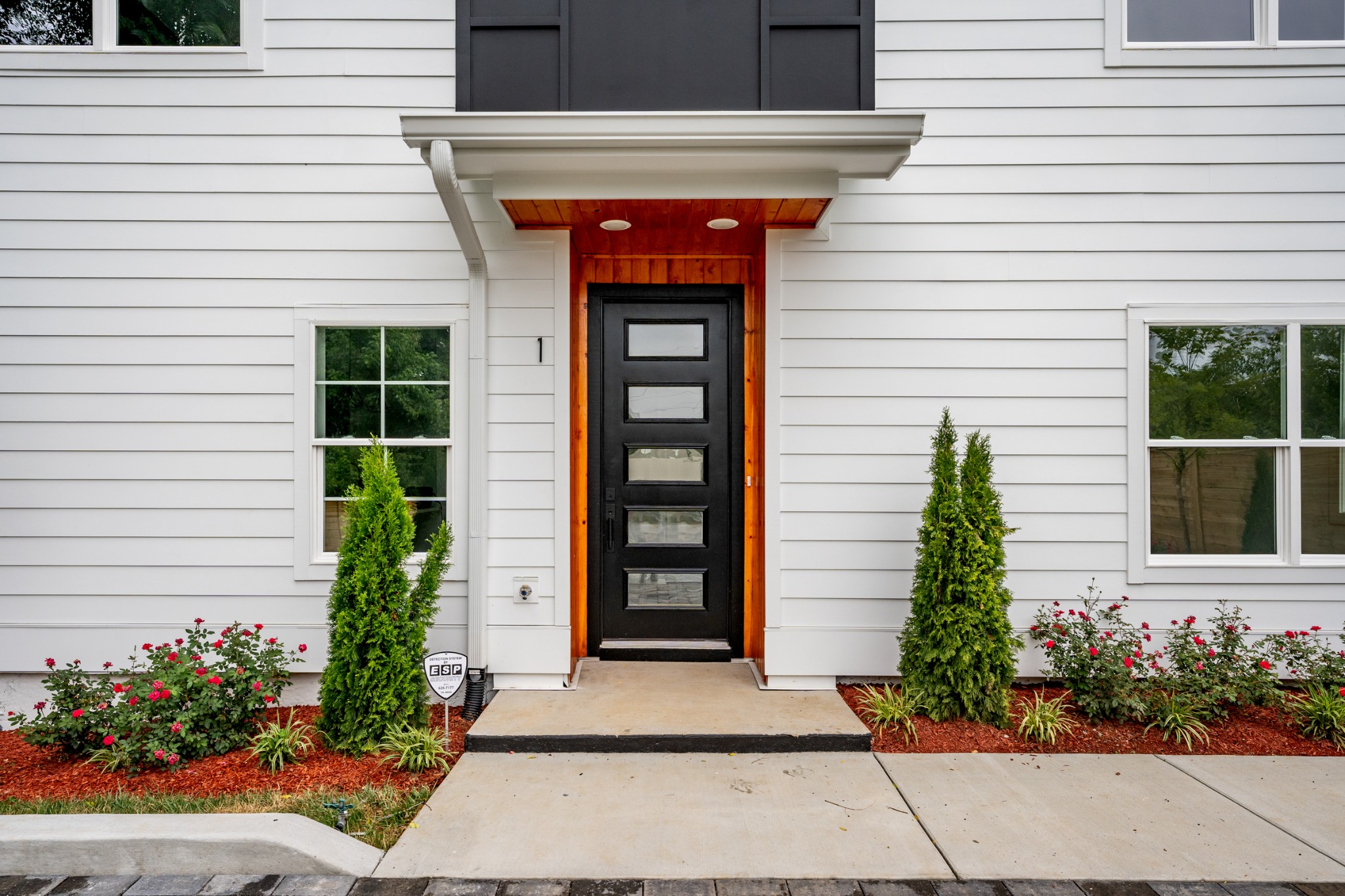 805 Cherokee Ave Unit: 2