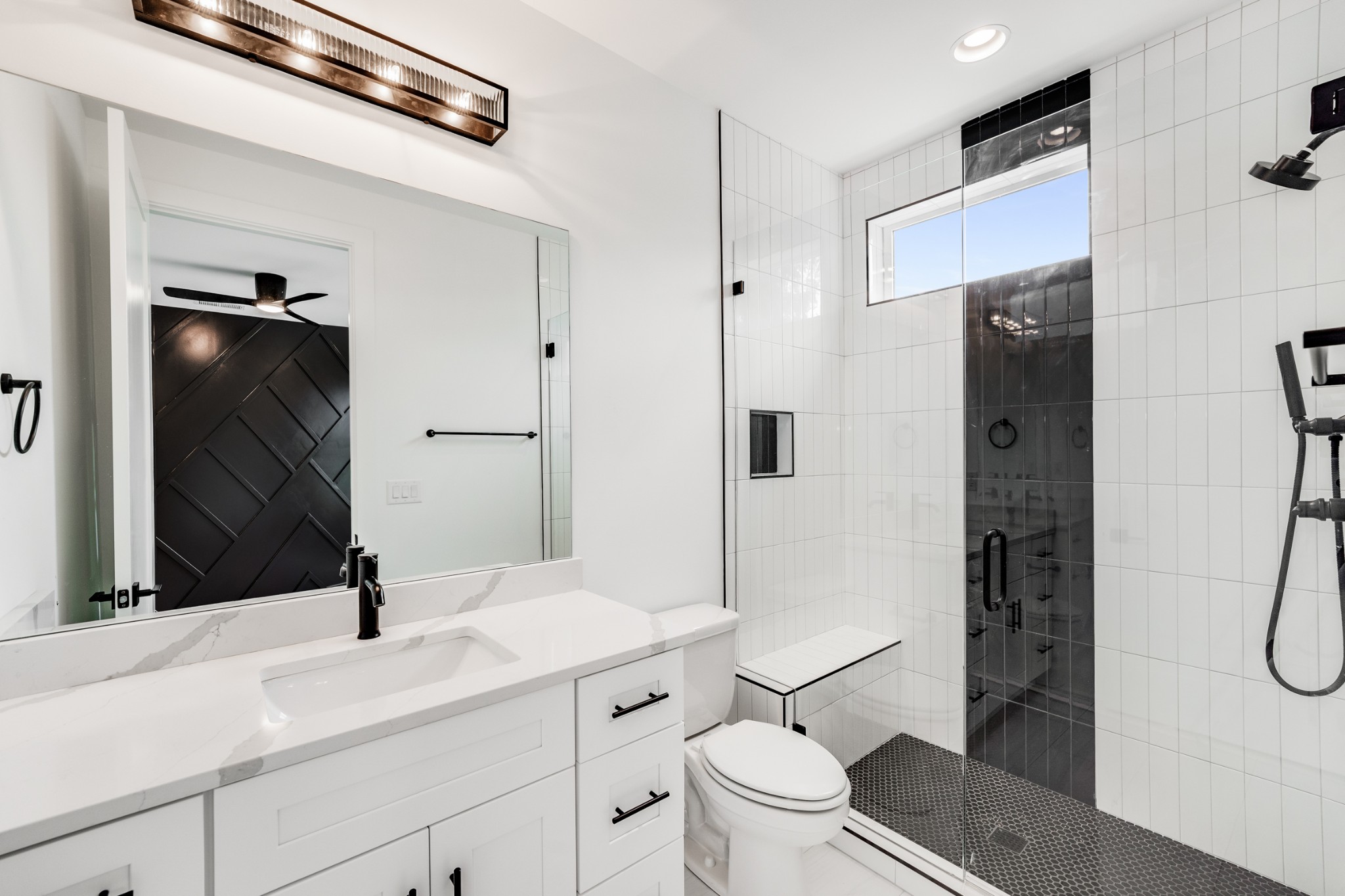 805 Cherokee Ave Unit: 2