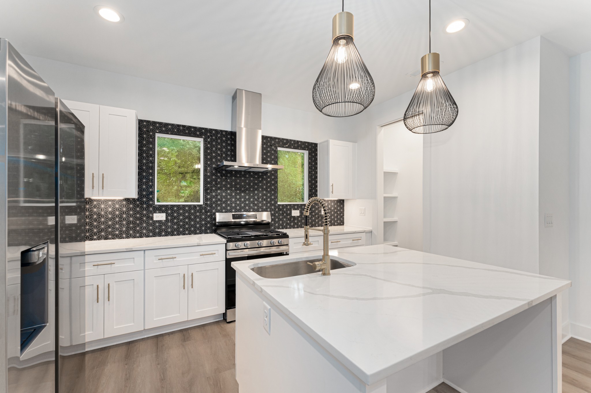 805 Cherokee Ave Unit: 6