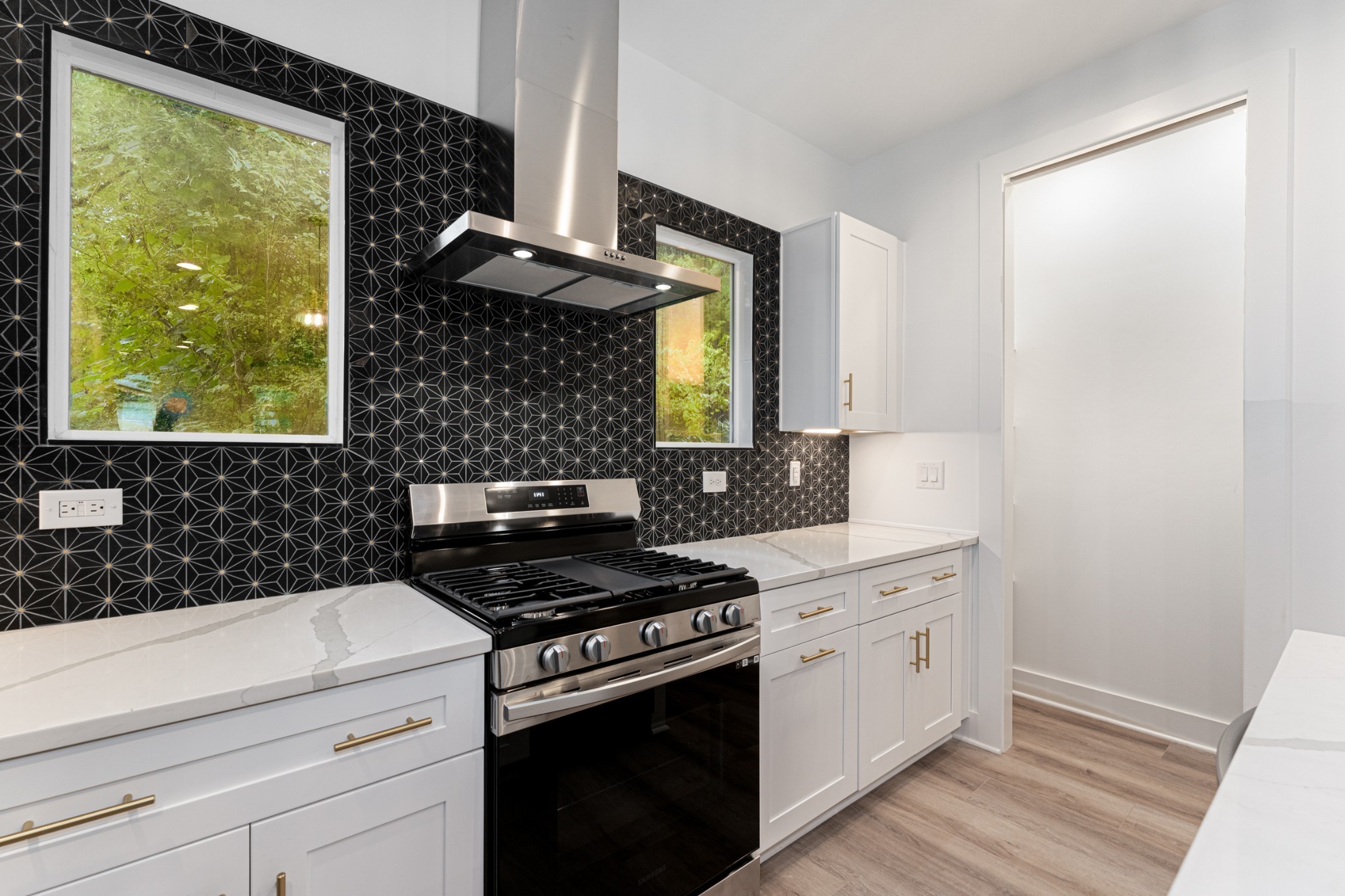 805 Cherokee Ave Unit: 5