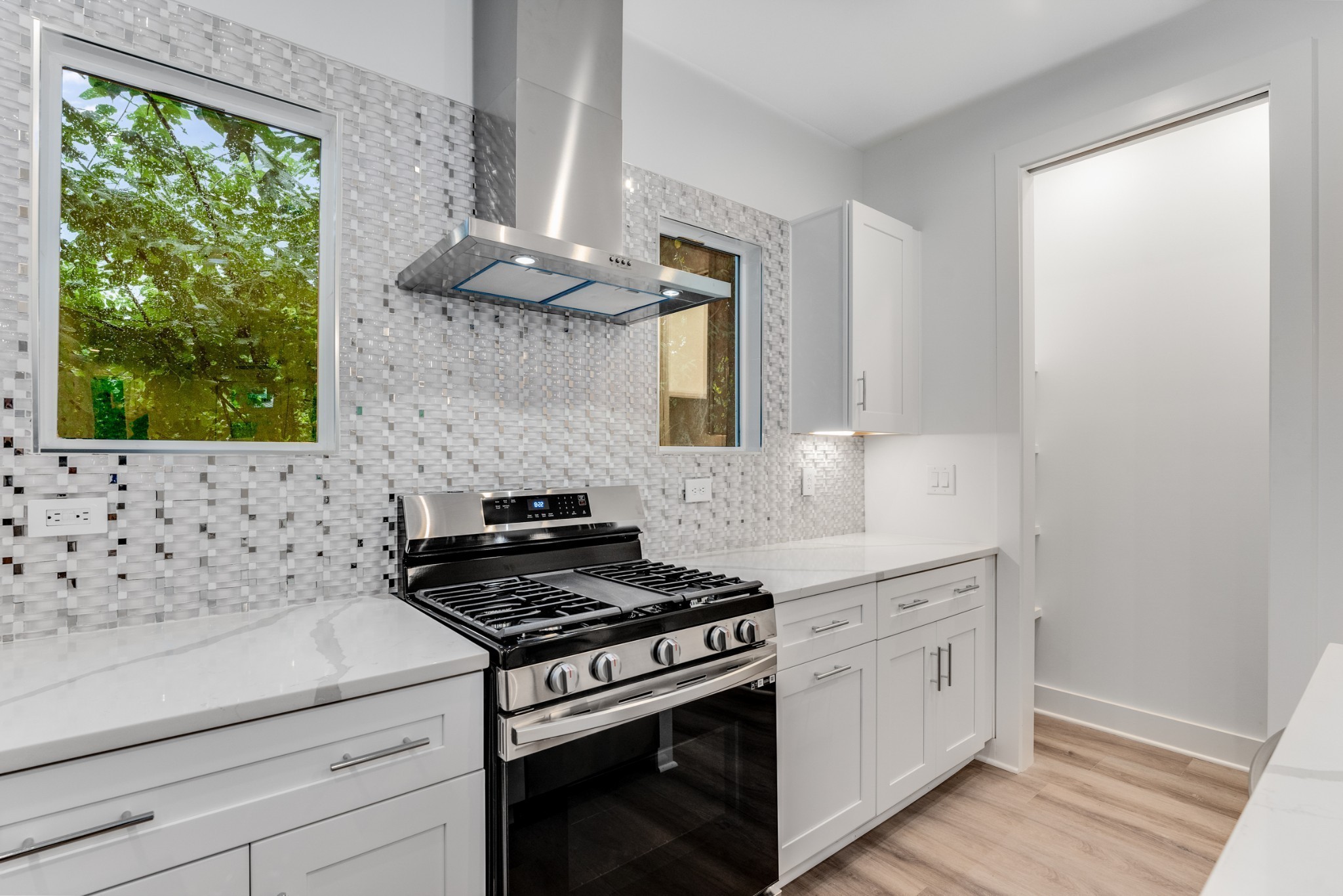 805 Cherokee Ave Unit: 3