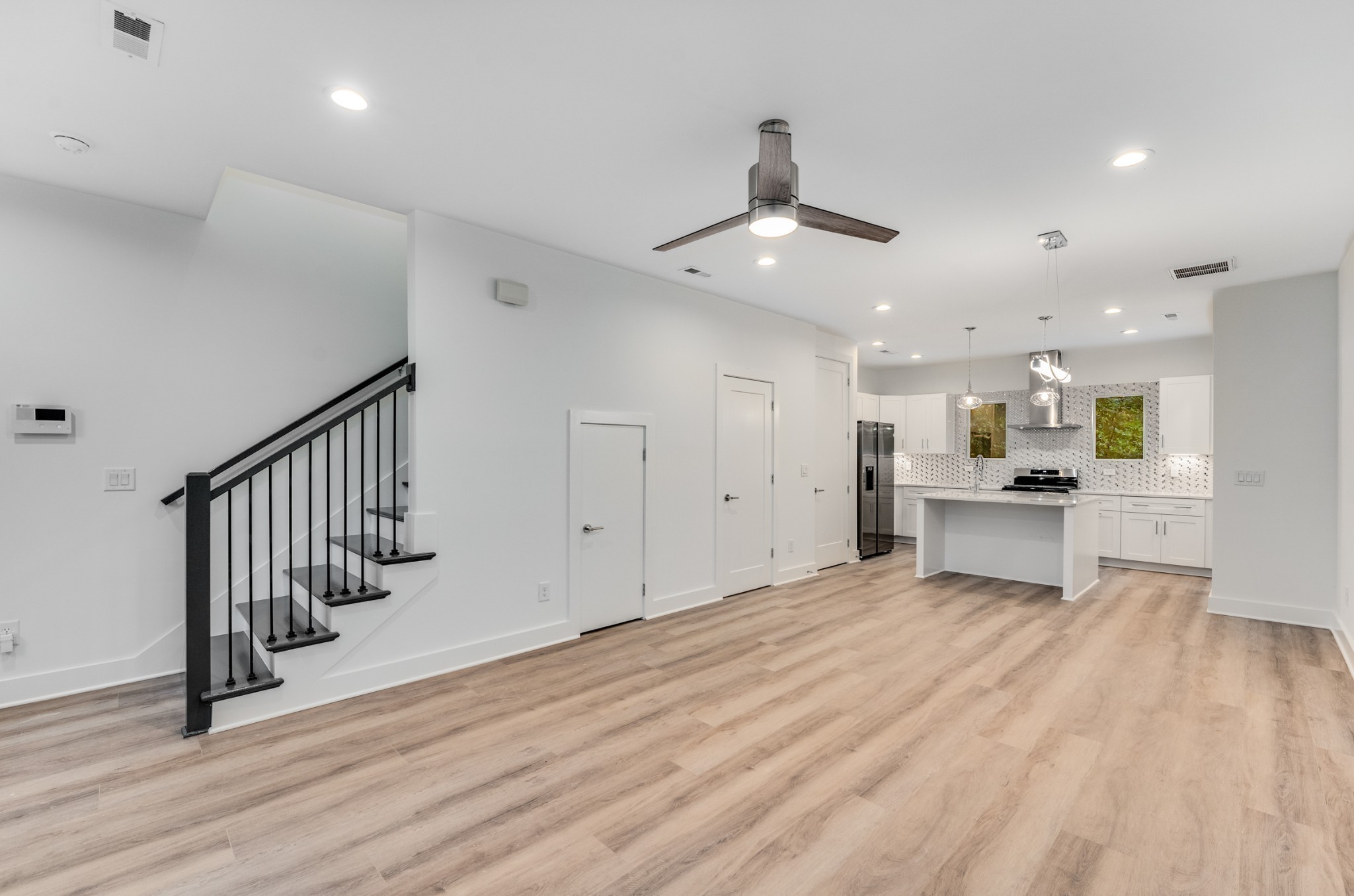 805 Cherokee Ave Unit: 4