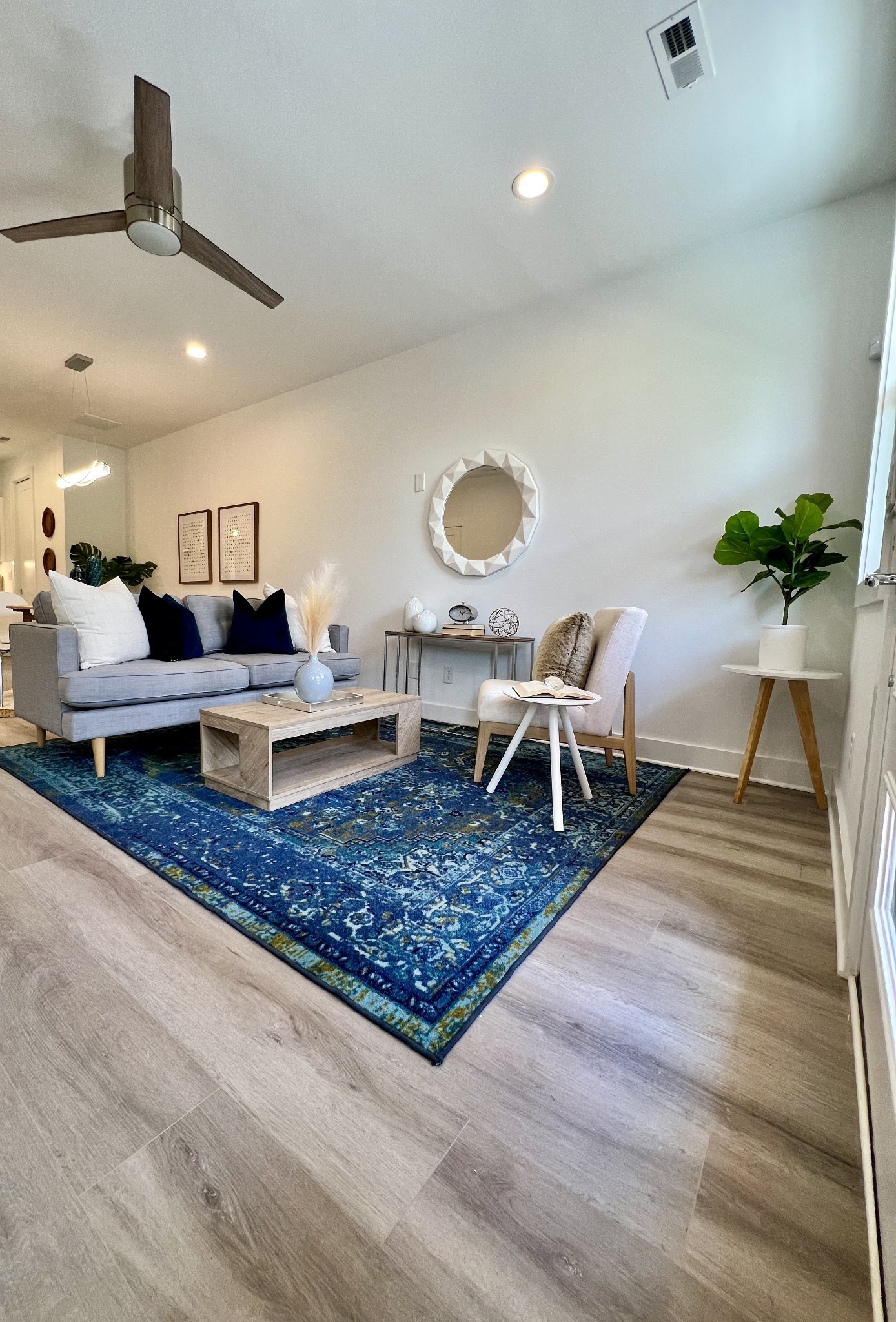 805 Cherokee Ave Unit: 4