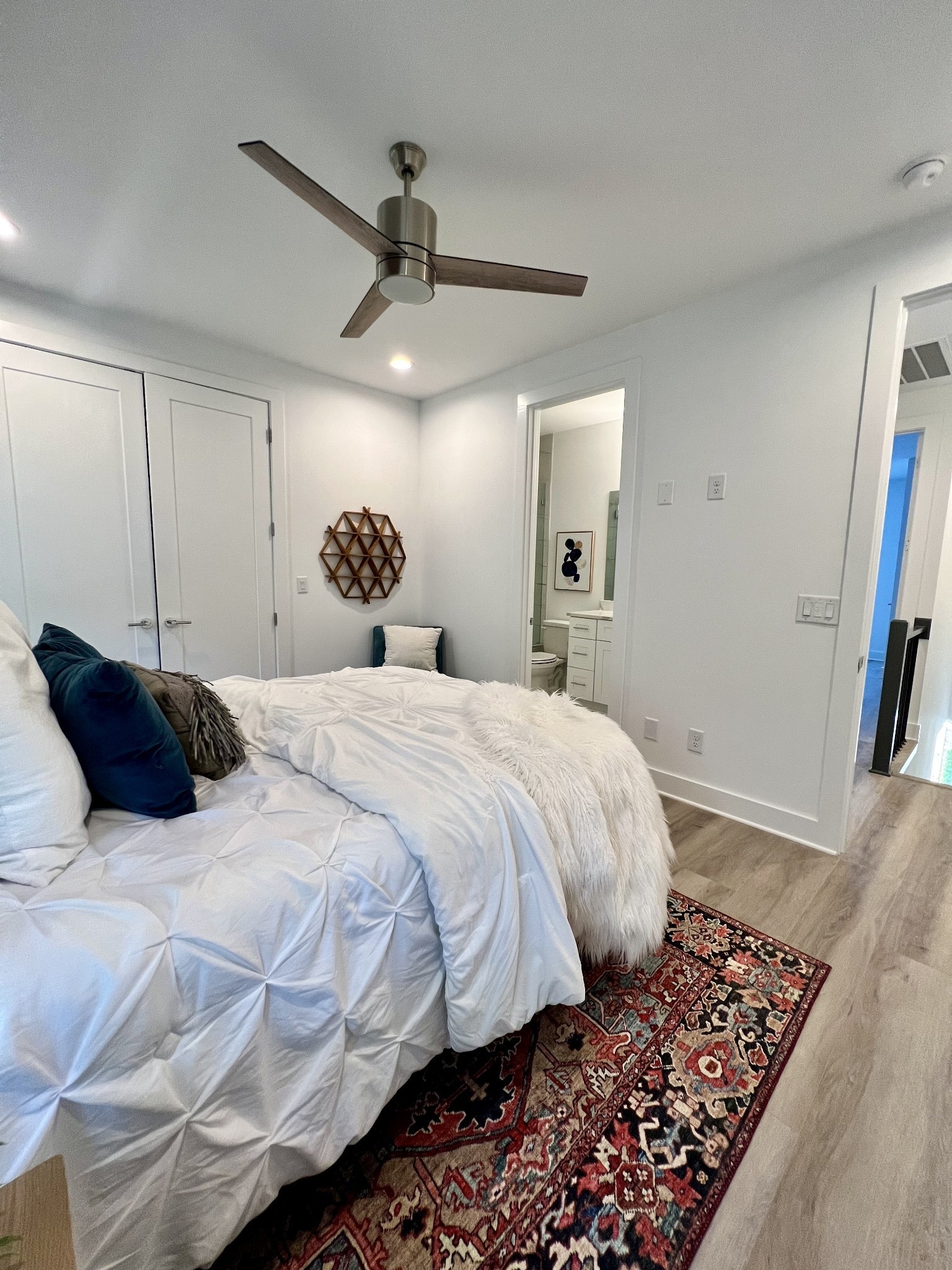 805 Cherokee Ave Unit: 4