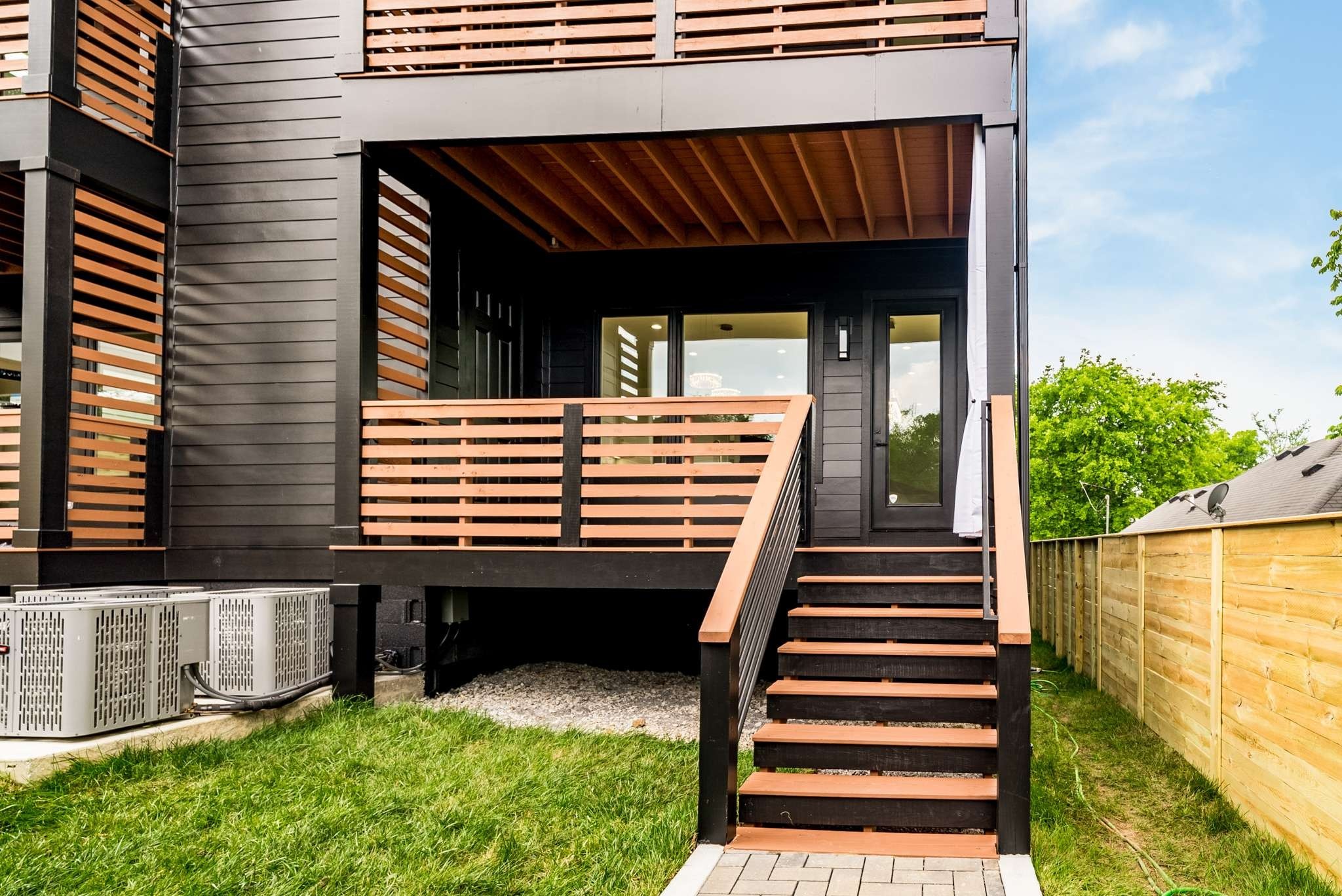 2122B 12th Ave N Unit: B