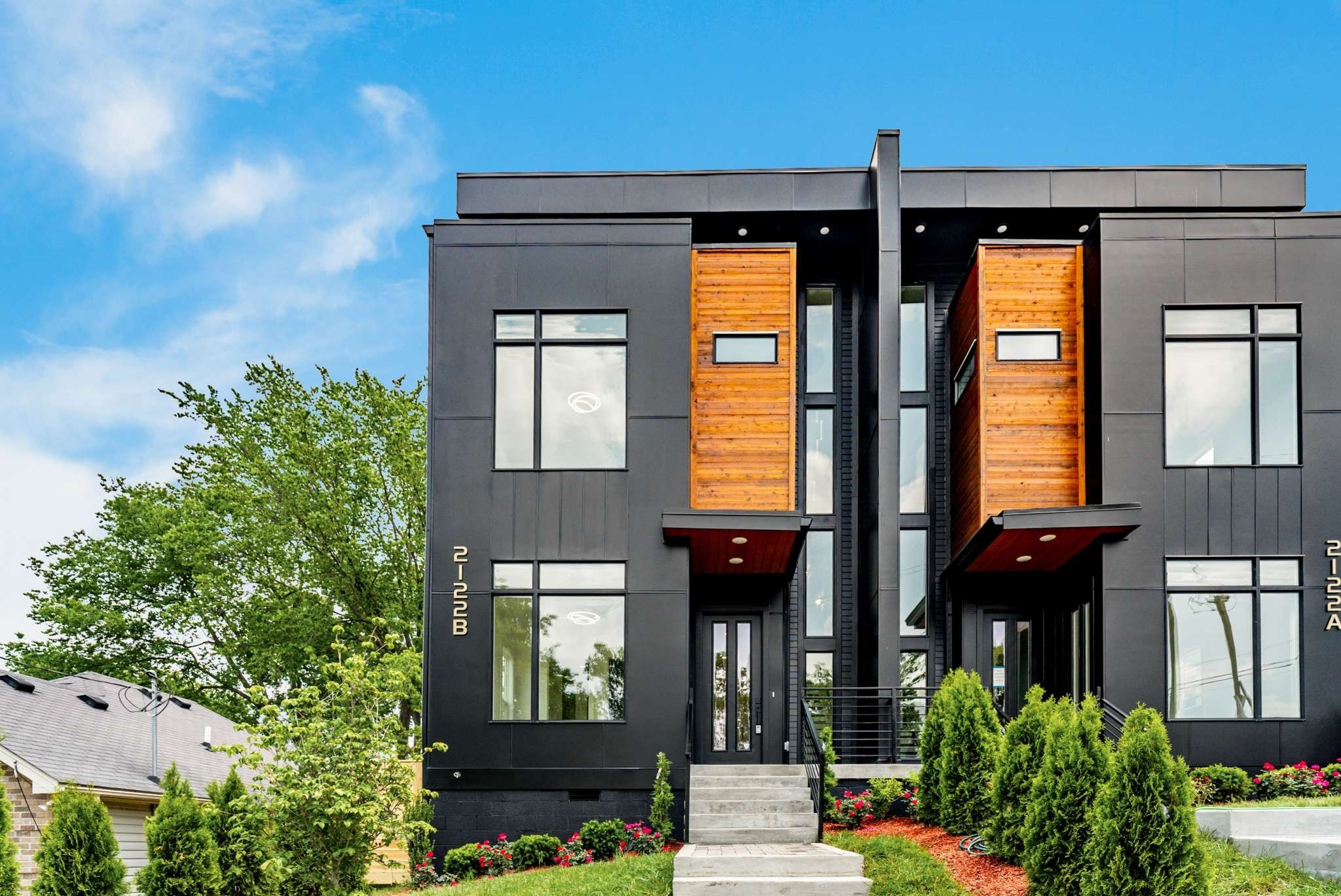 2122B 12th Ave N Unit: B