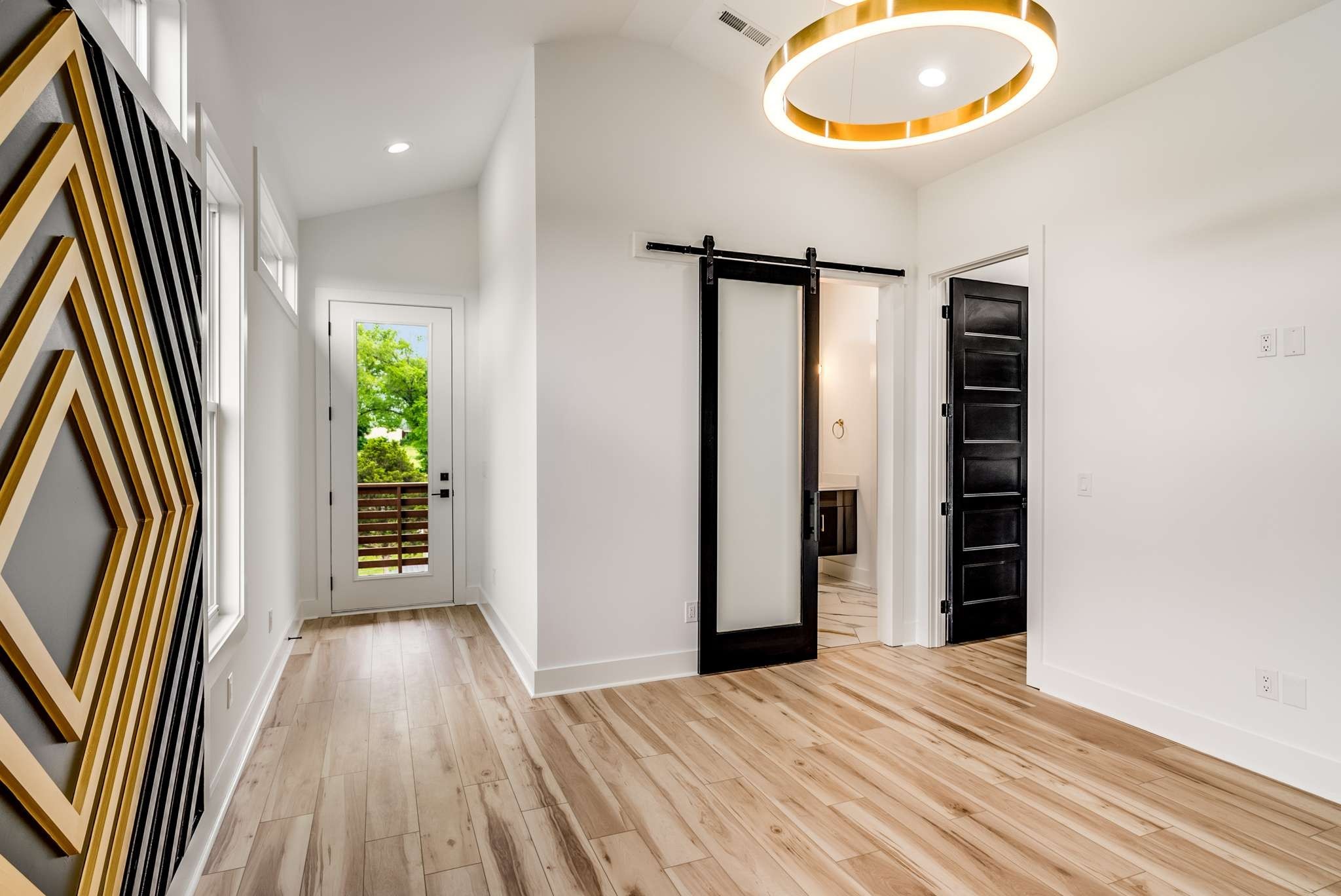 2122B 12th Ave N Unit: B
