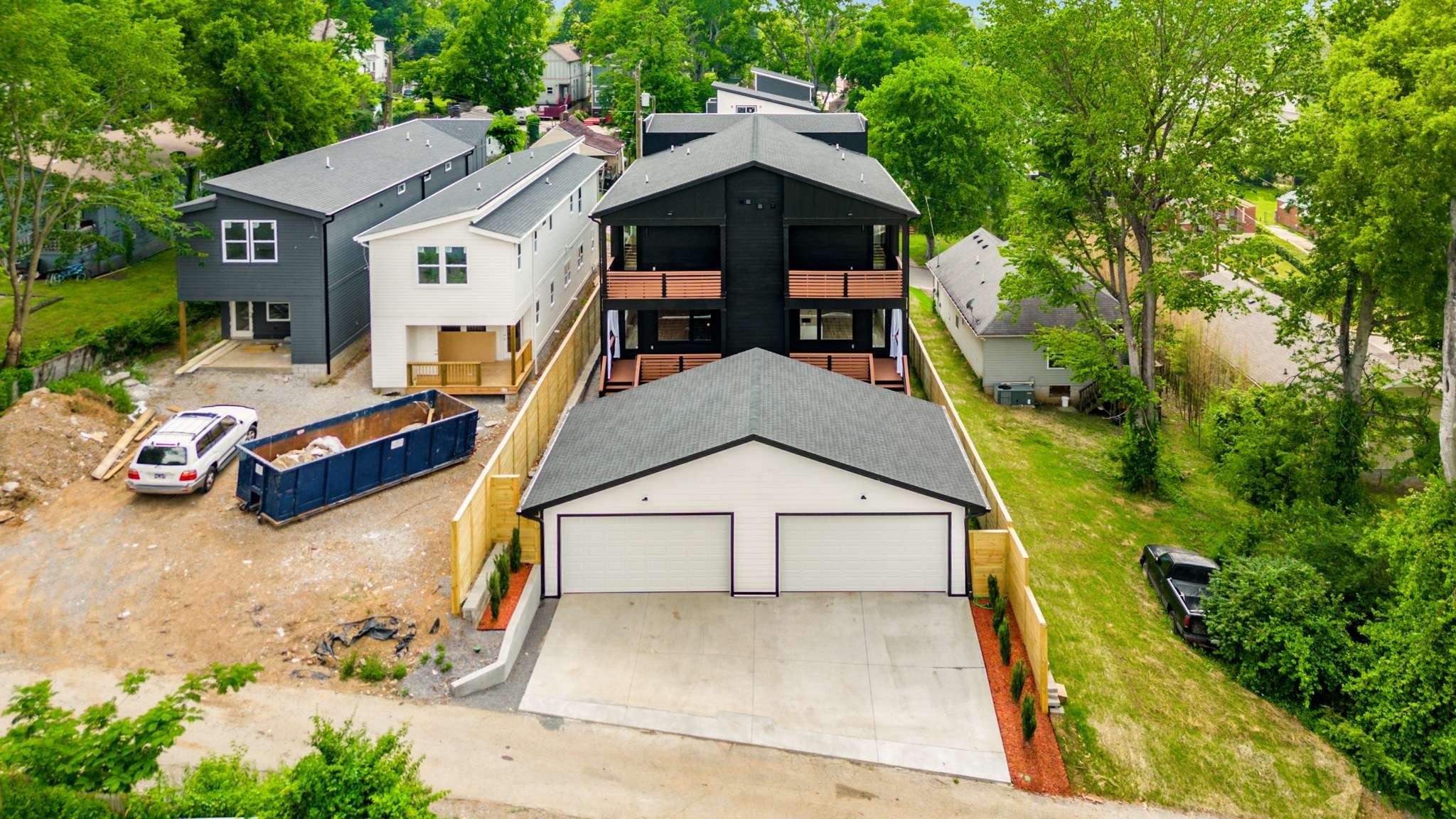 2122B 12th Ave N Unit: B