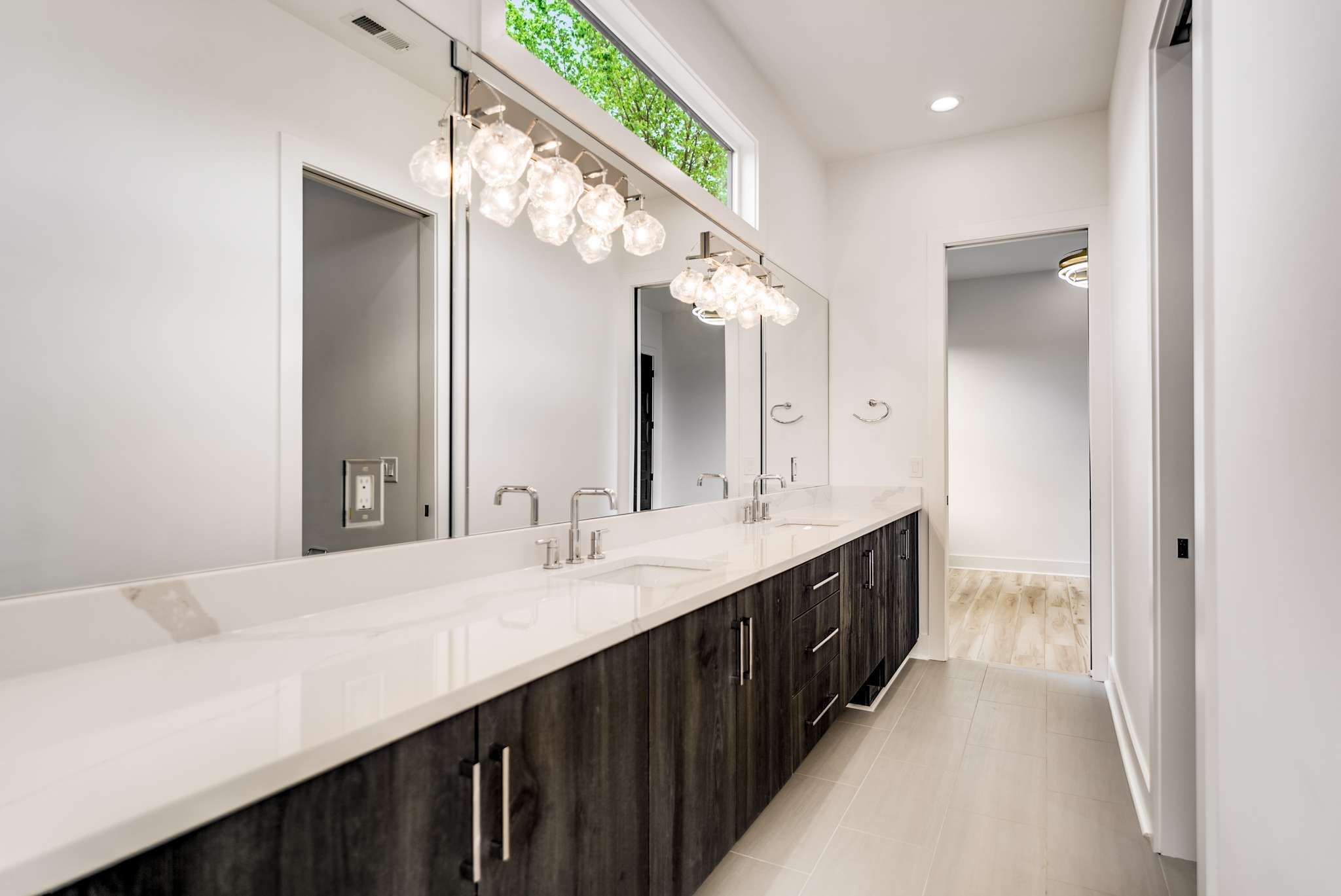 2122B 12th Ave N Unit: B
