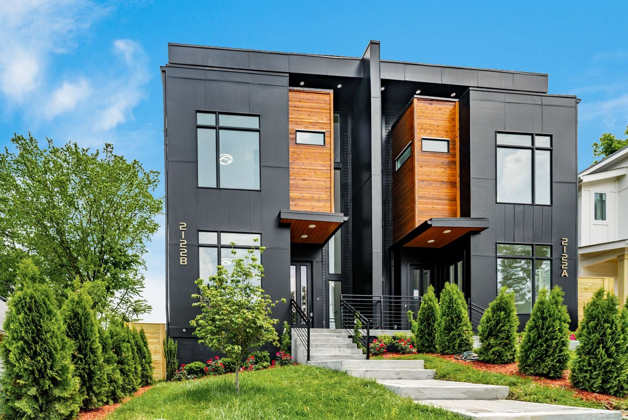 2122B 12th Ave N Unit: B