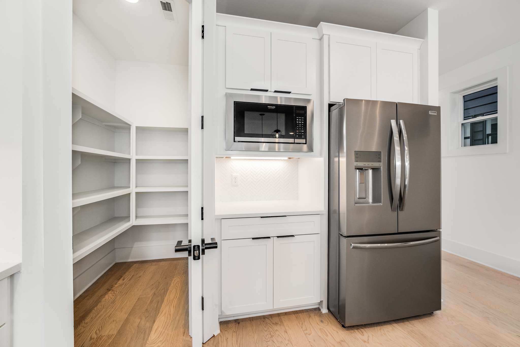 2412 18th Ave N Unit: A