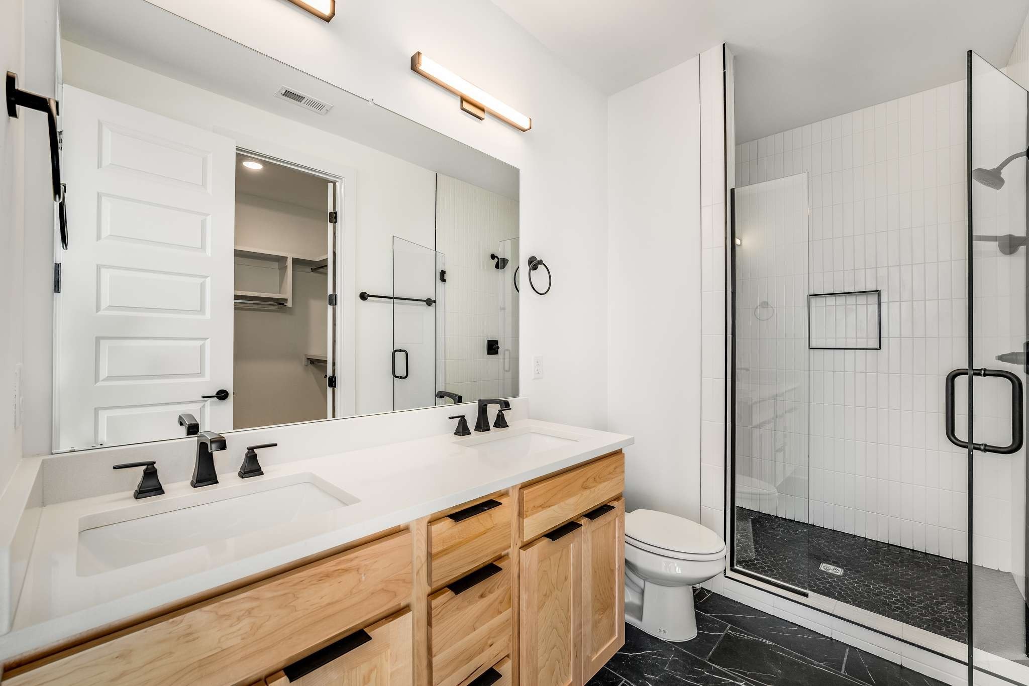 2412 18th Ave N Unit: A